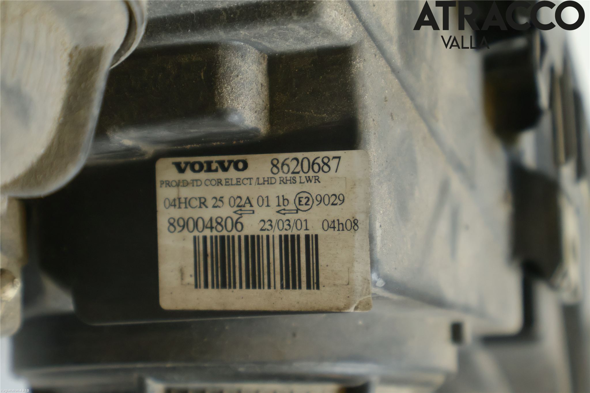 Volvo XC70 01-04 Frontlykt Høyre