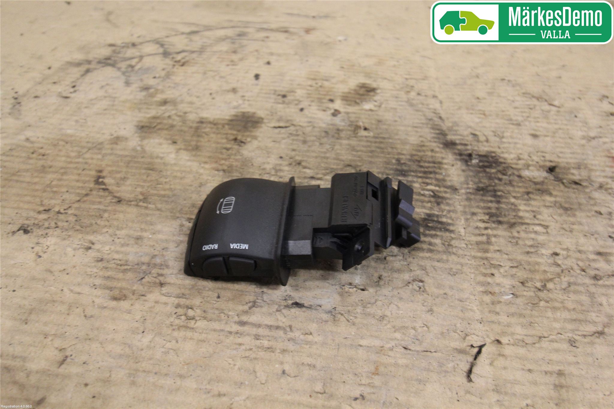 Renault MEGANE III 09-15 Bryter Ratt Radio-Stereo