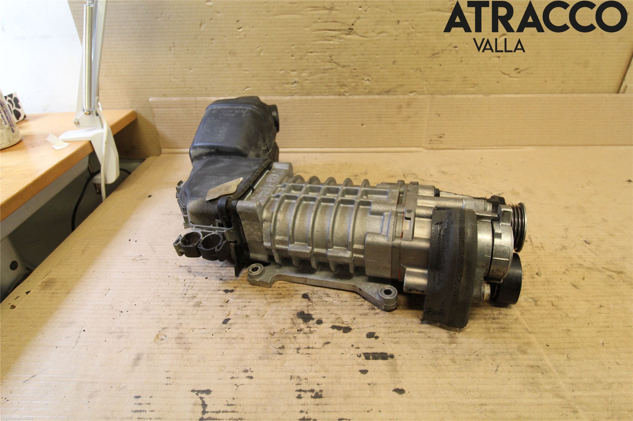 Volkswagen VW GOLF VI 09-13 Kompressor Reimdrevet