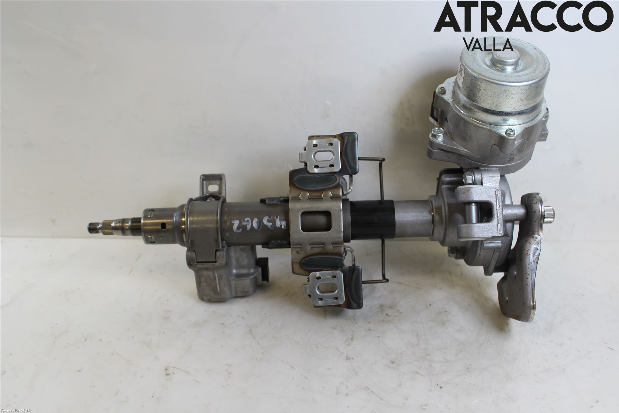 Suzuki SWIFT 17-24 Rattakselaggregat Innebygd Servo