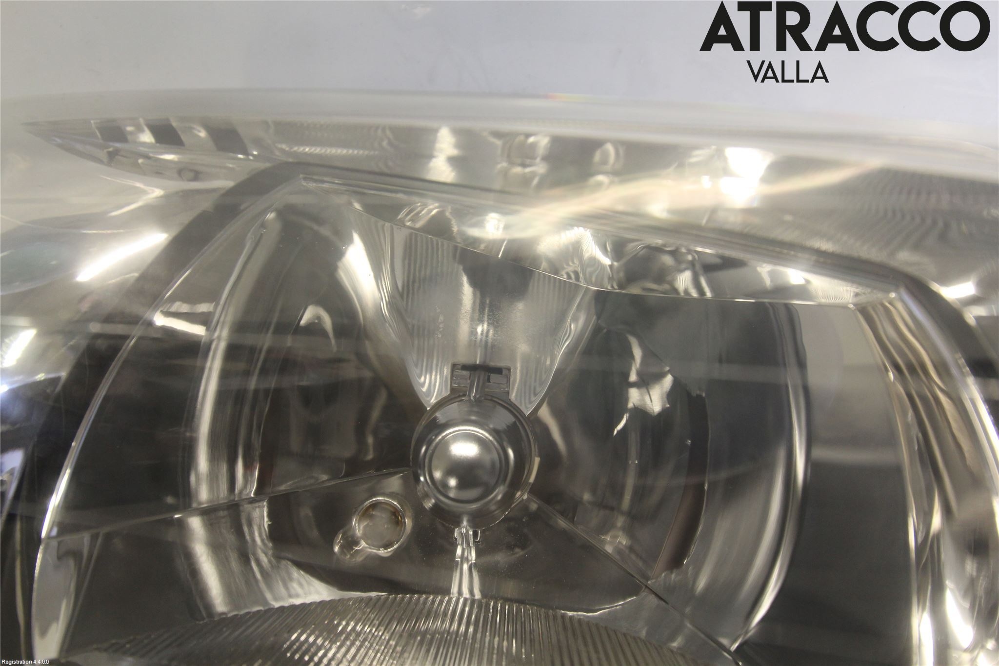 Mazda 323 F 99-03 Frontlykt Høyre