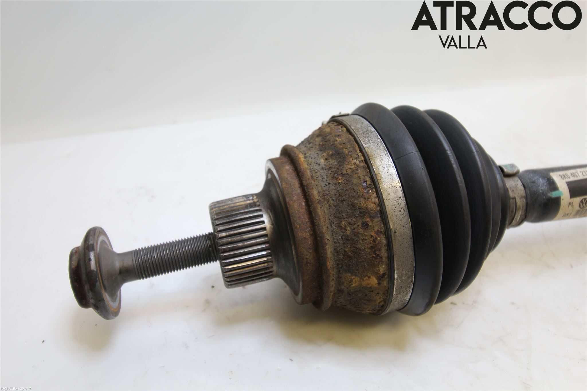 Audi A4/S4 08-11 Drivaksel Foran Kompl Venstre