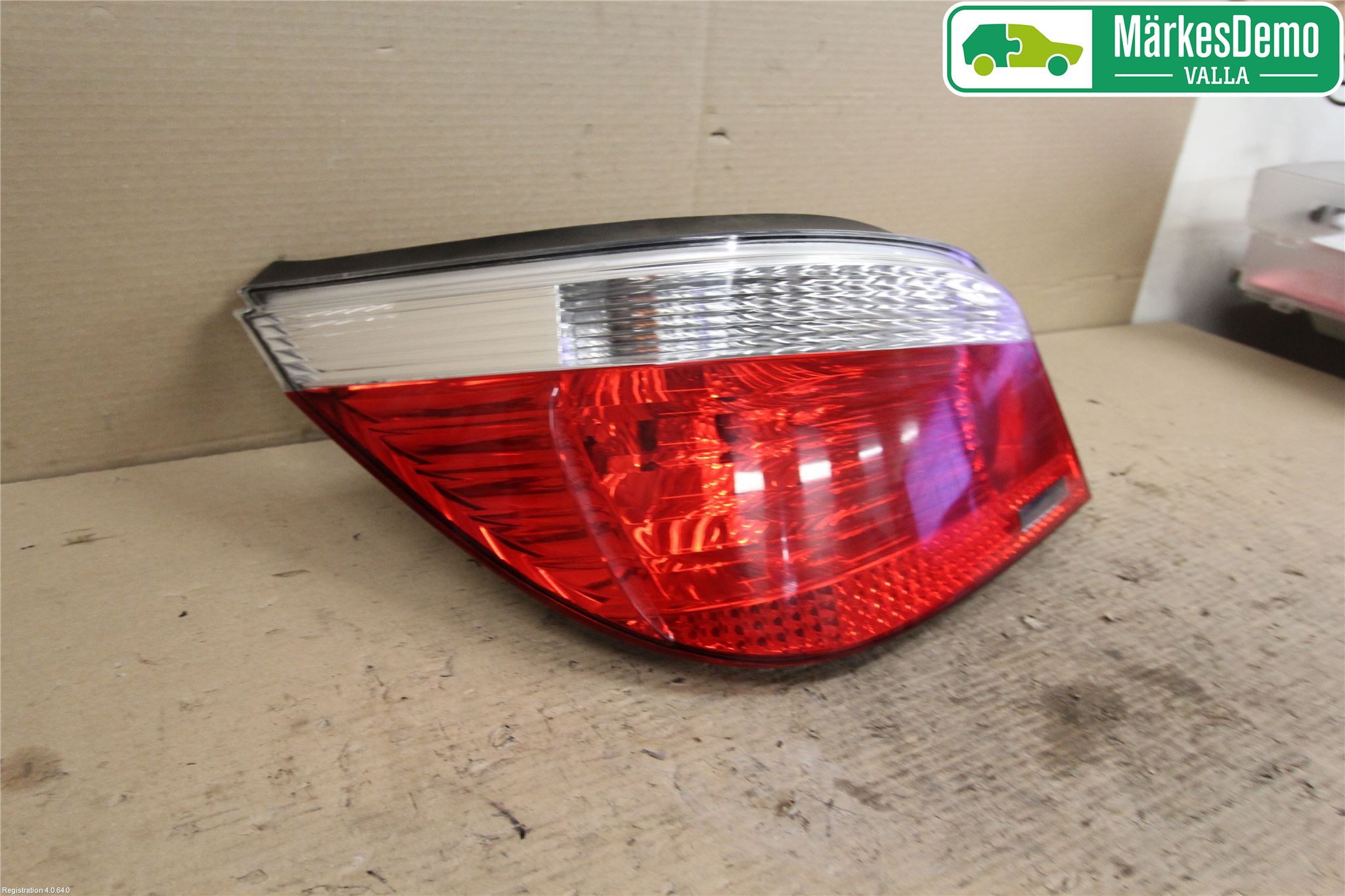 BMW 5 E60/61 Sed/Tou 02-10 Baklykt Venstre
