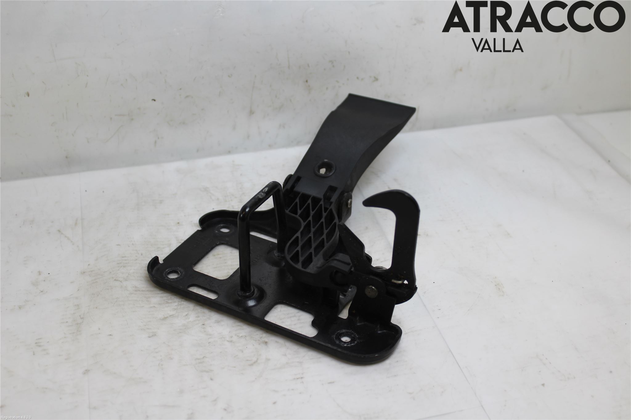 Audi A4 12-15 Panser Stormkrok