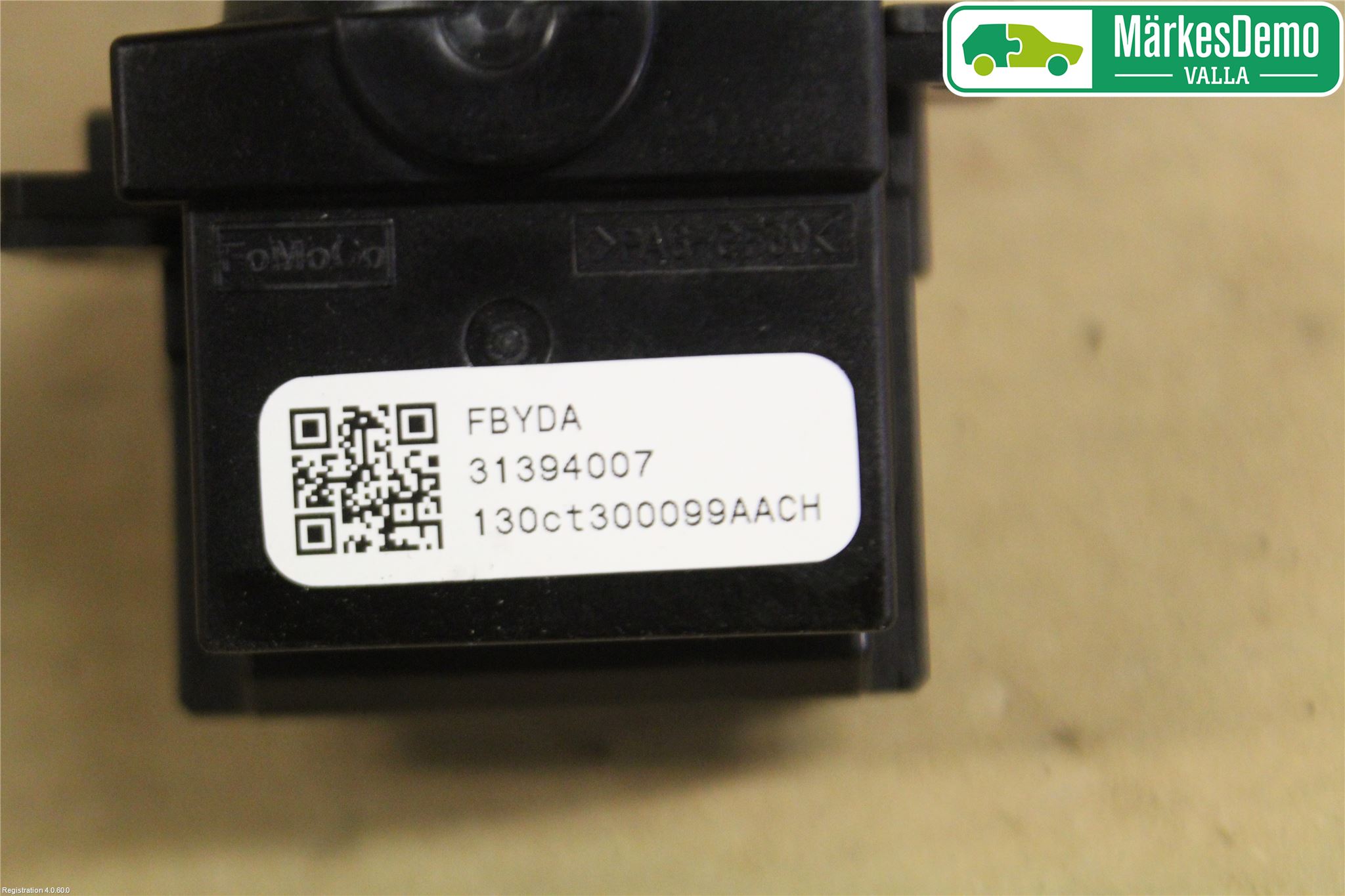 Volvo V40 12-19 Bryter Ratt Visker - Spyler