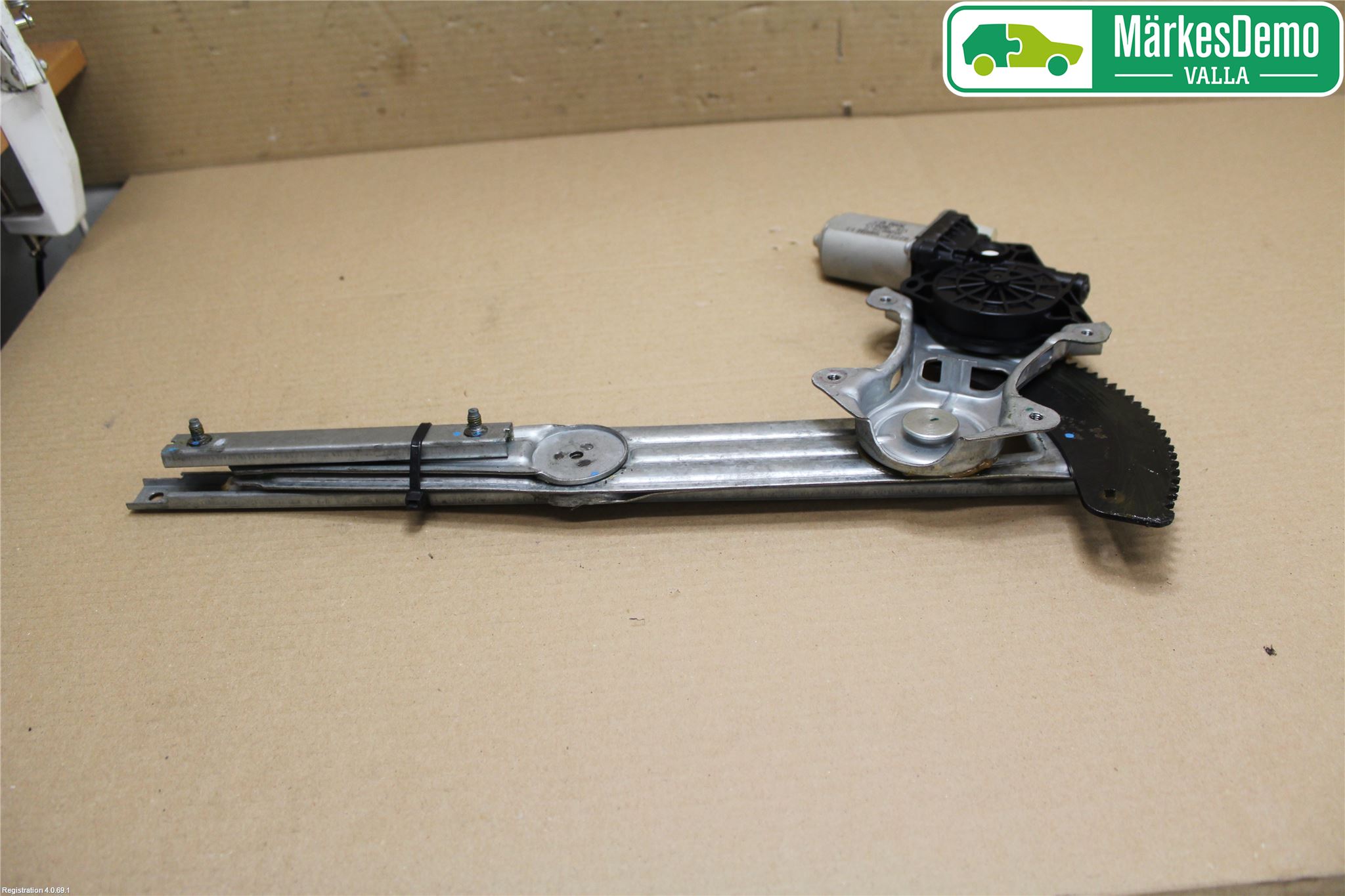 Nissan MICRA 11-16 Vindusheis El Komp
