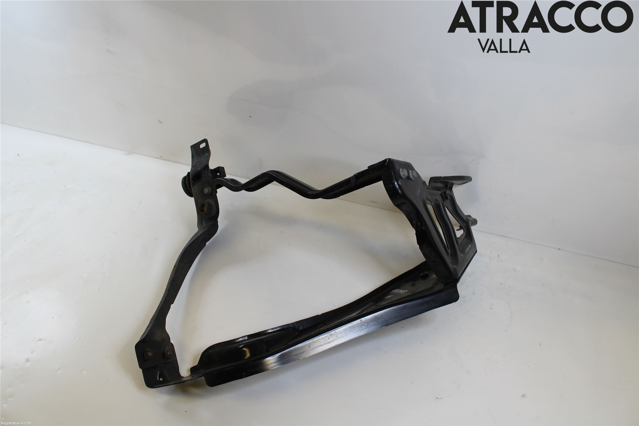 Mercedes-Benz MB E-KLASS (W212) 09-16 Frontlykt Holder-Feste