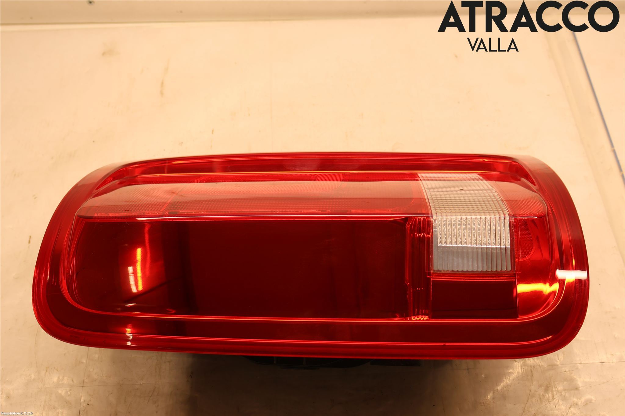 Volkswagen VW AMAROK 2H 10-22 Baklykt Venstre