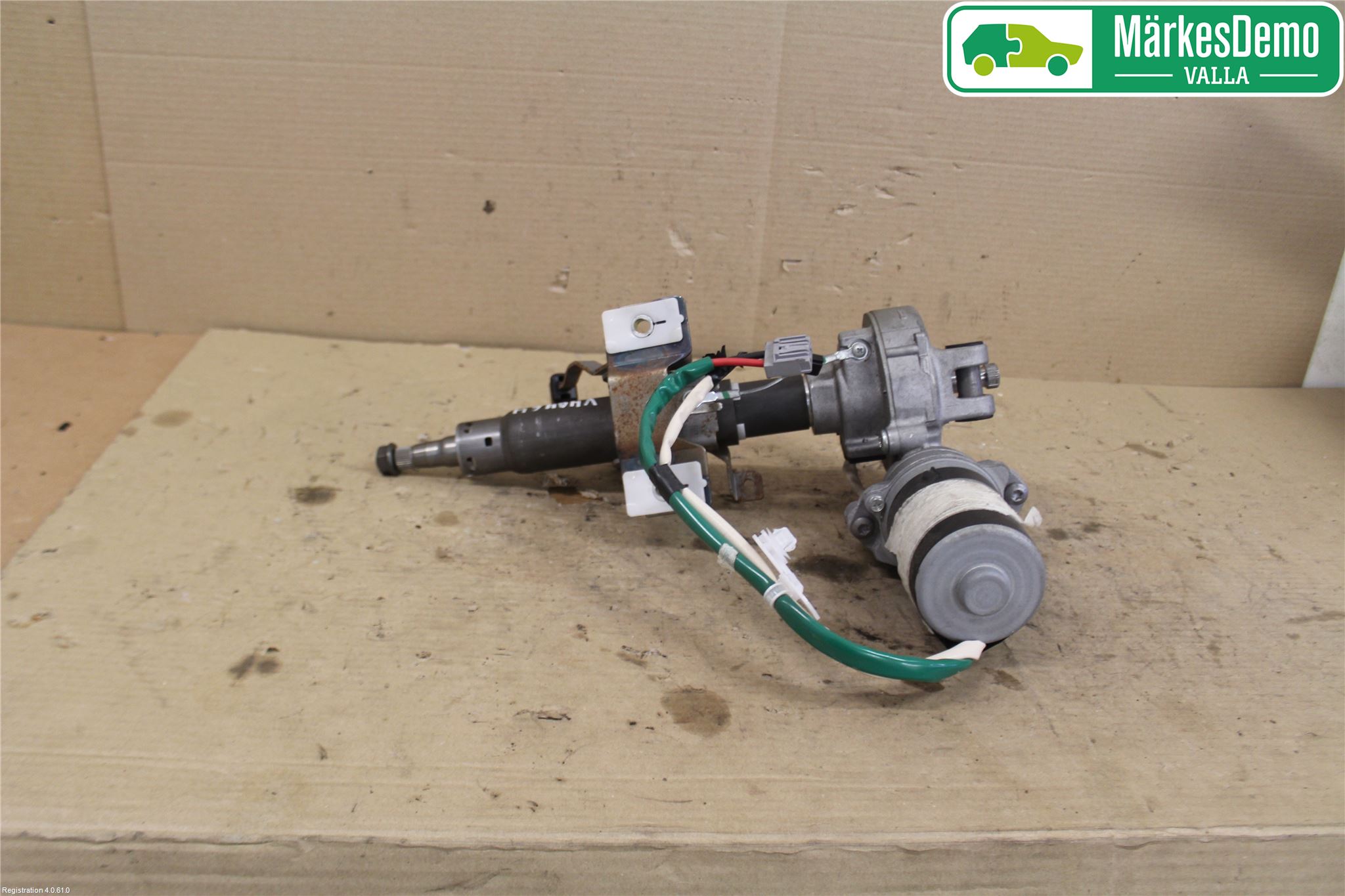 Toyota YARIS XP130 12-14 Rattakselaggregat Innebygd Servo