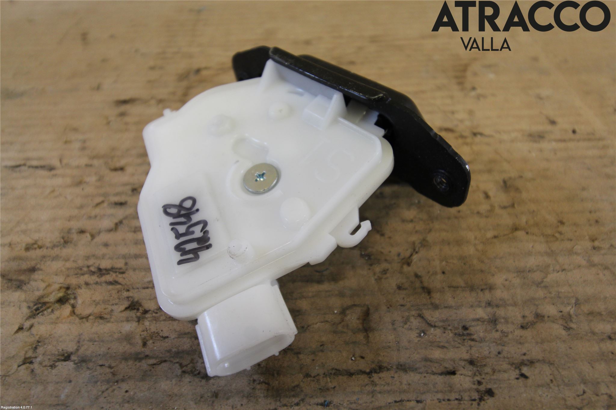 Toyota AURIS 13-19 Bakluke-Lokk Låsekasse