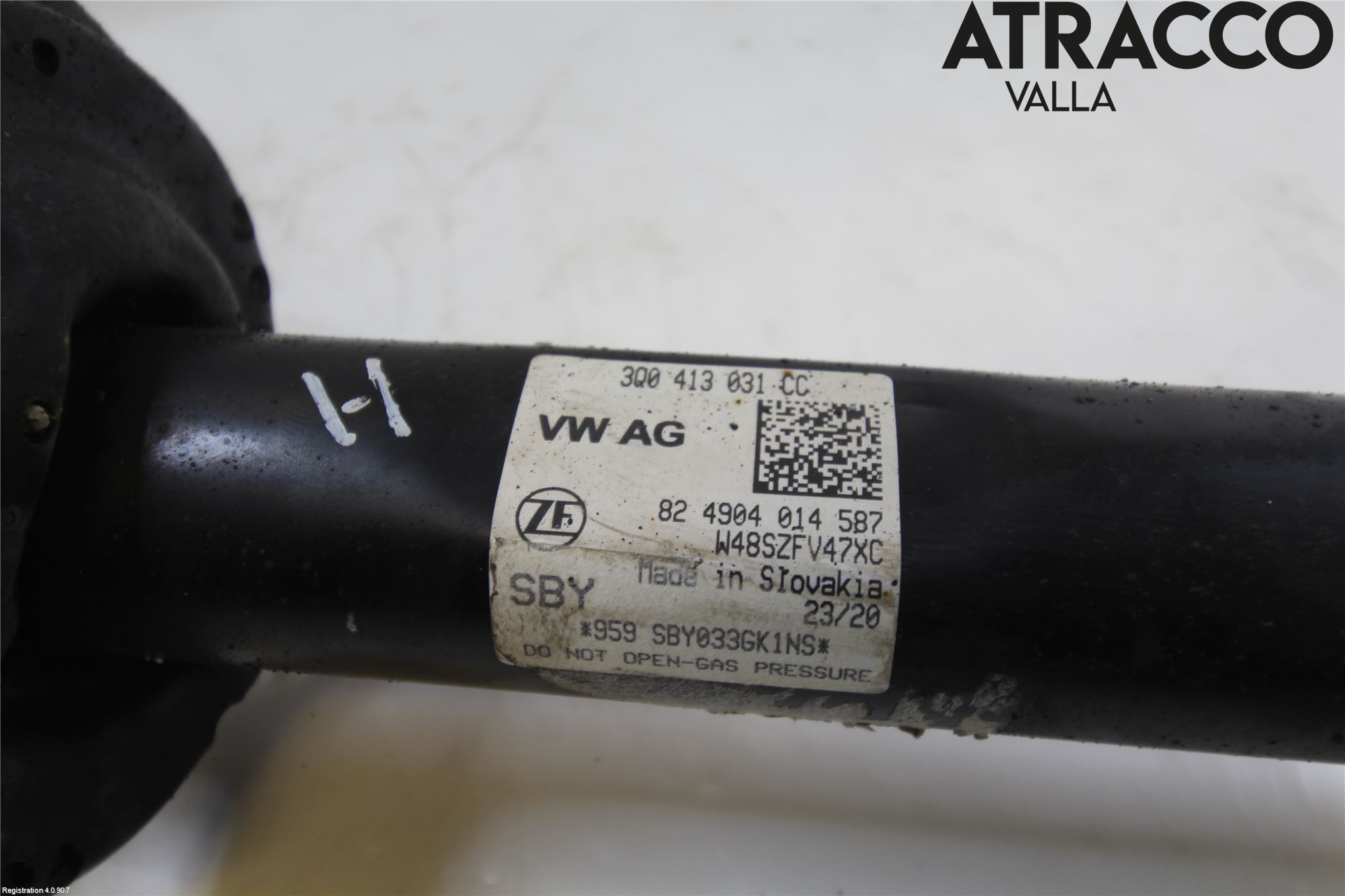 Volkswagen VW PASSAT 15-19 Fjærbein Foran Høyre