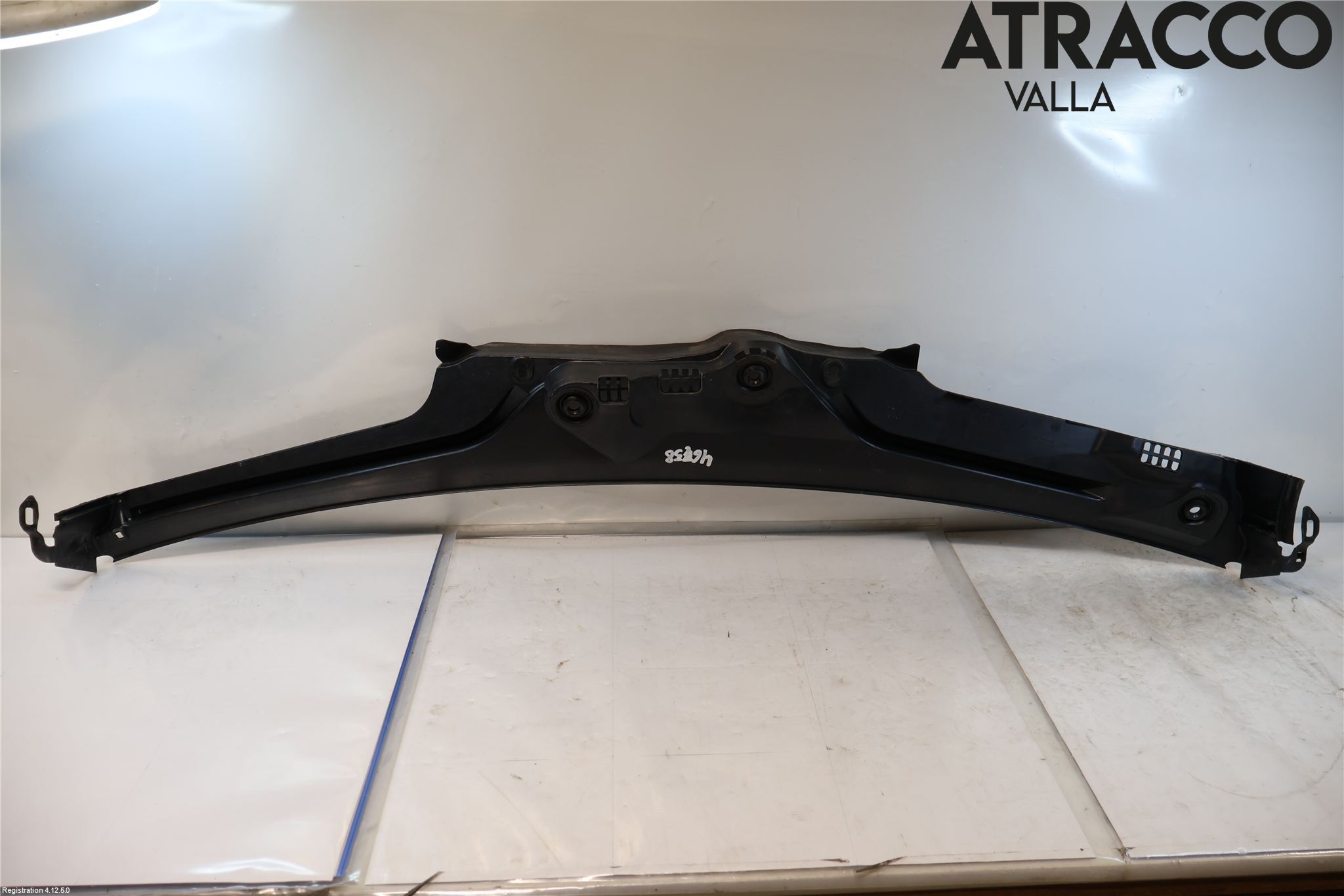 Mercedes-Benz MB E-KLASS (W213) 16-23 Visker Deksel-Grill-Under Frr