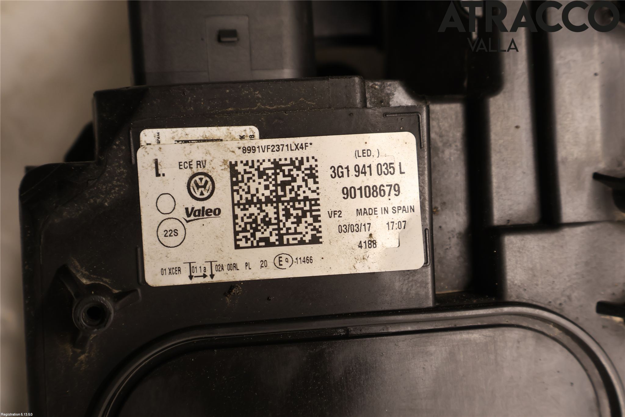 Volkswagen VW PASSAT 15-19 Frontlykt Venstre