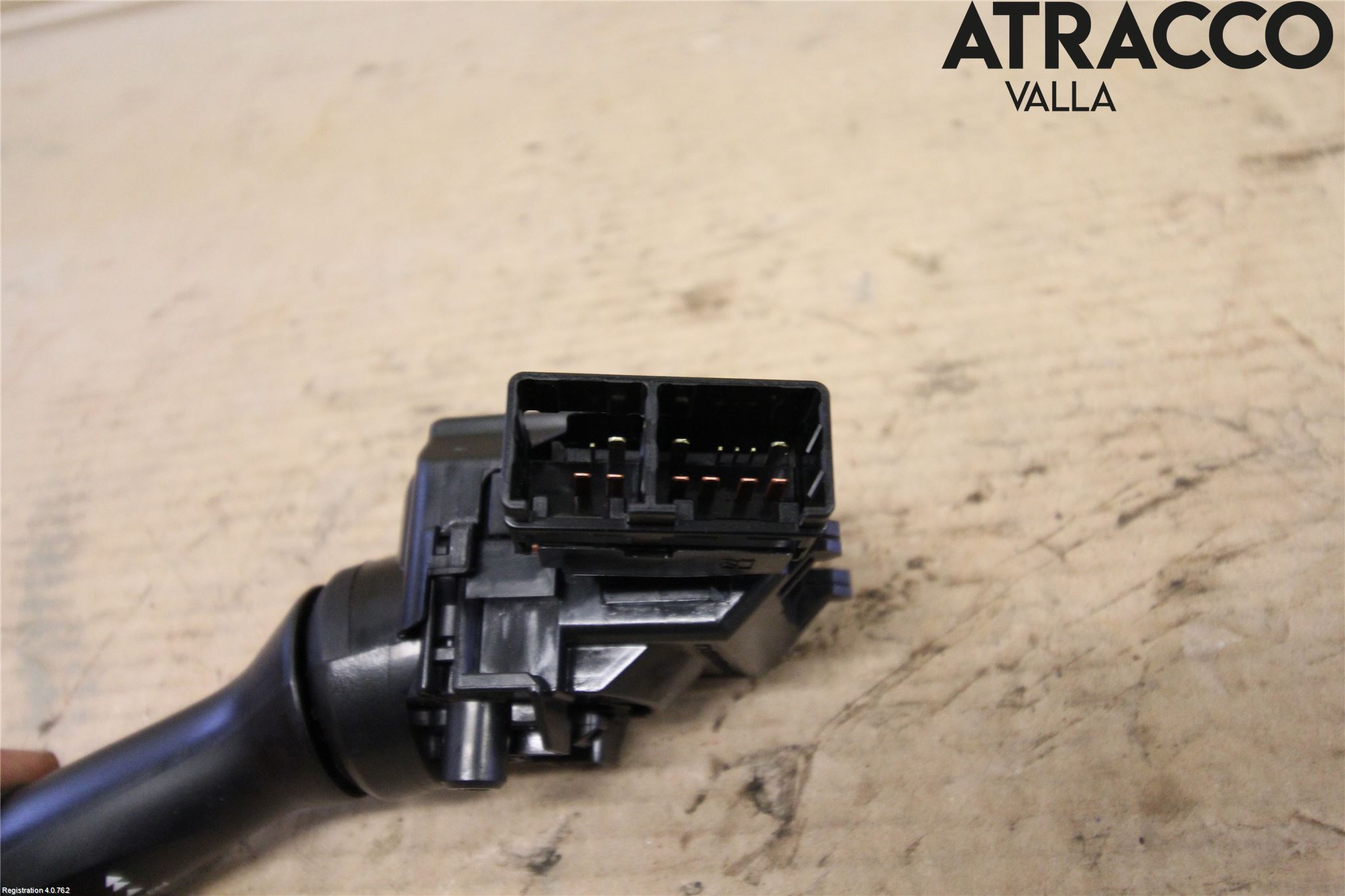 Toyota AVENSIS 09-15 Bryter Ratt Visker - Spyler