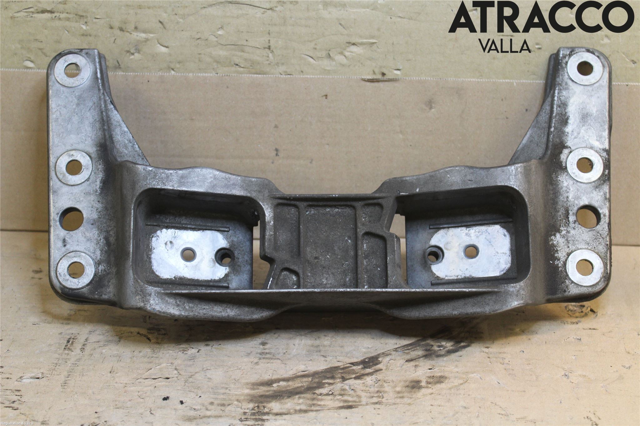 BMW 5 E60/61 Sed/Tou 02-10 Gearkasse Bjelke - Travers
