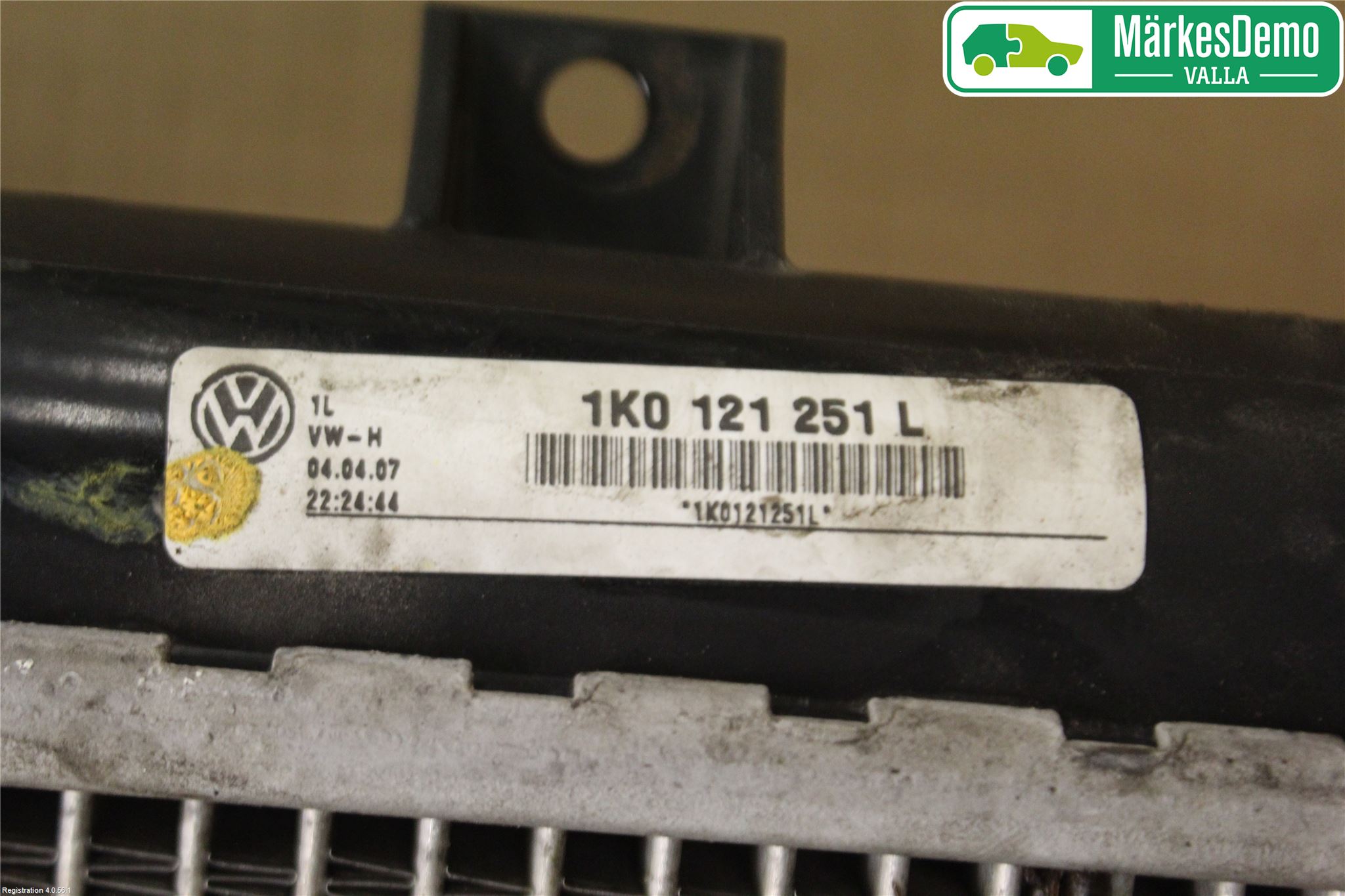 Volkswagen VW TOURAN 03-10 Radiator Automat