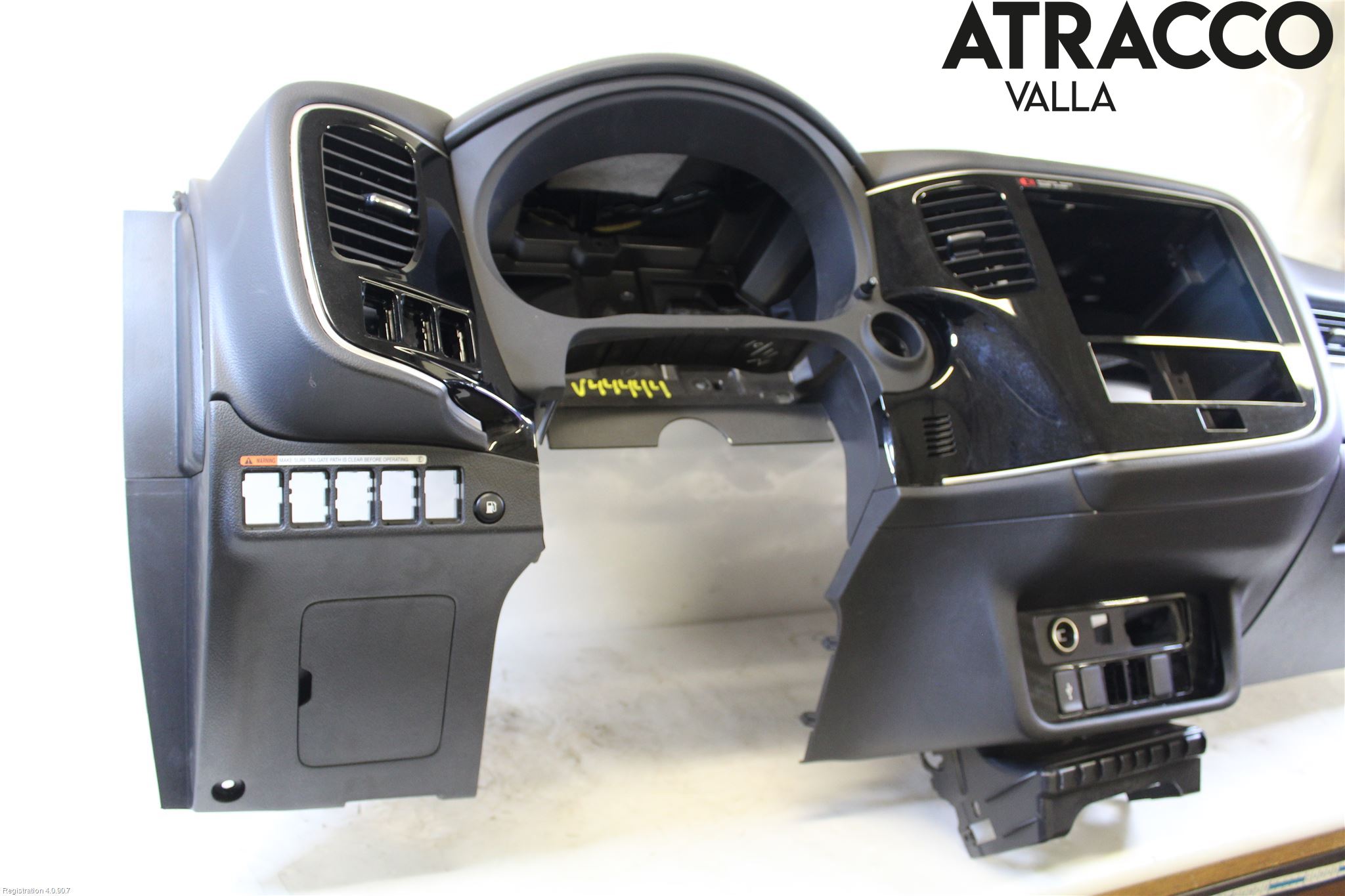 Mitsubishi OUTLANDER 13-21 Dashbord