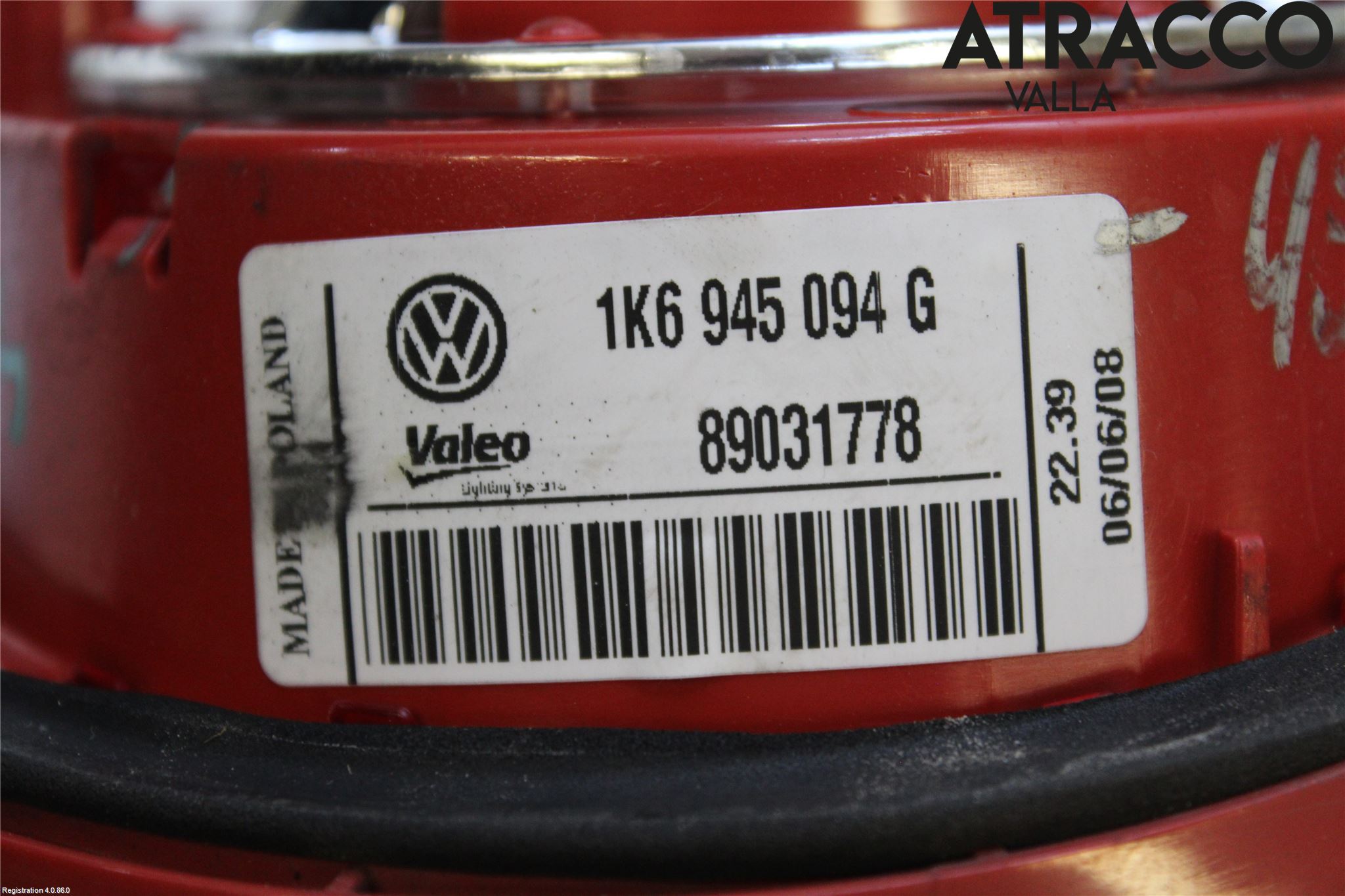 Volkswagen VW GOLF V 04-09 Baklykt Høyre  På Luke(Indre)