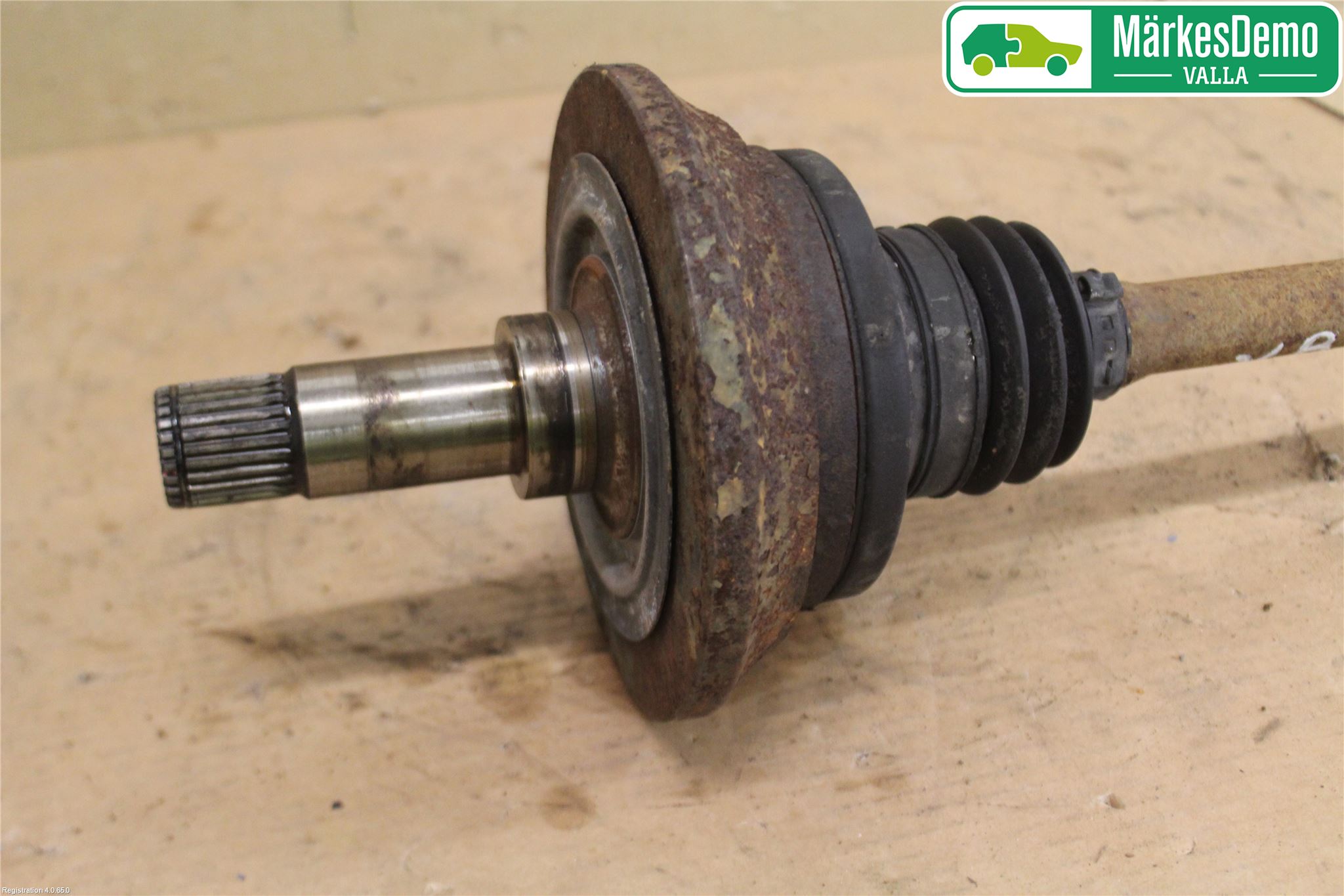 Mercedes-Benz MB SL-KLASS (R230) 00-11 Drivaksel Bak Kompl Venstre