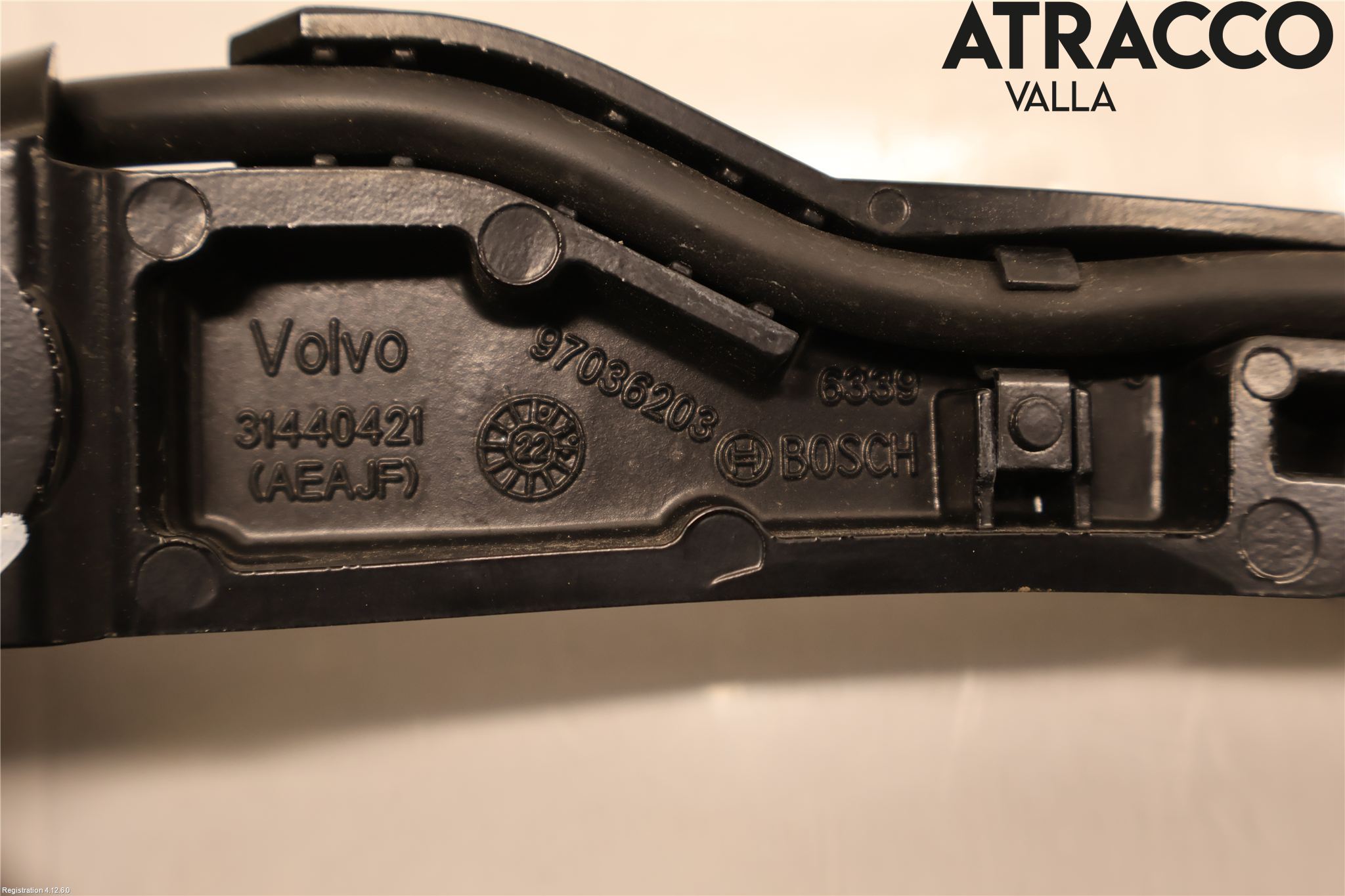 Volvo V90 CROSS COUNTRY 17->> Viskerarm-Armer Frontrute