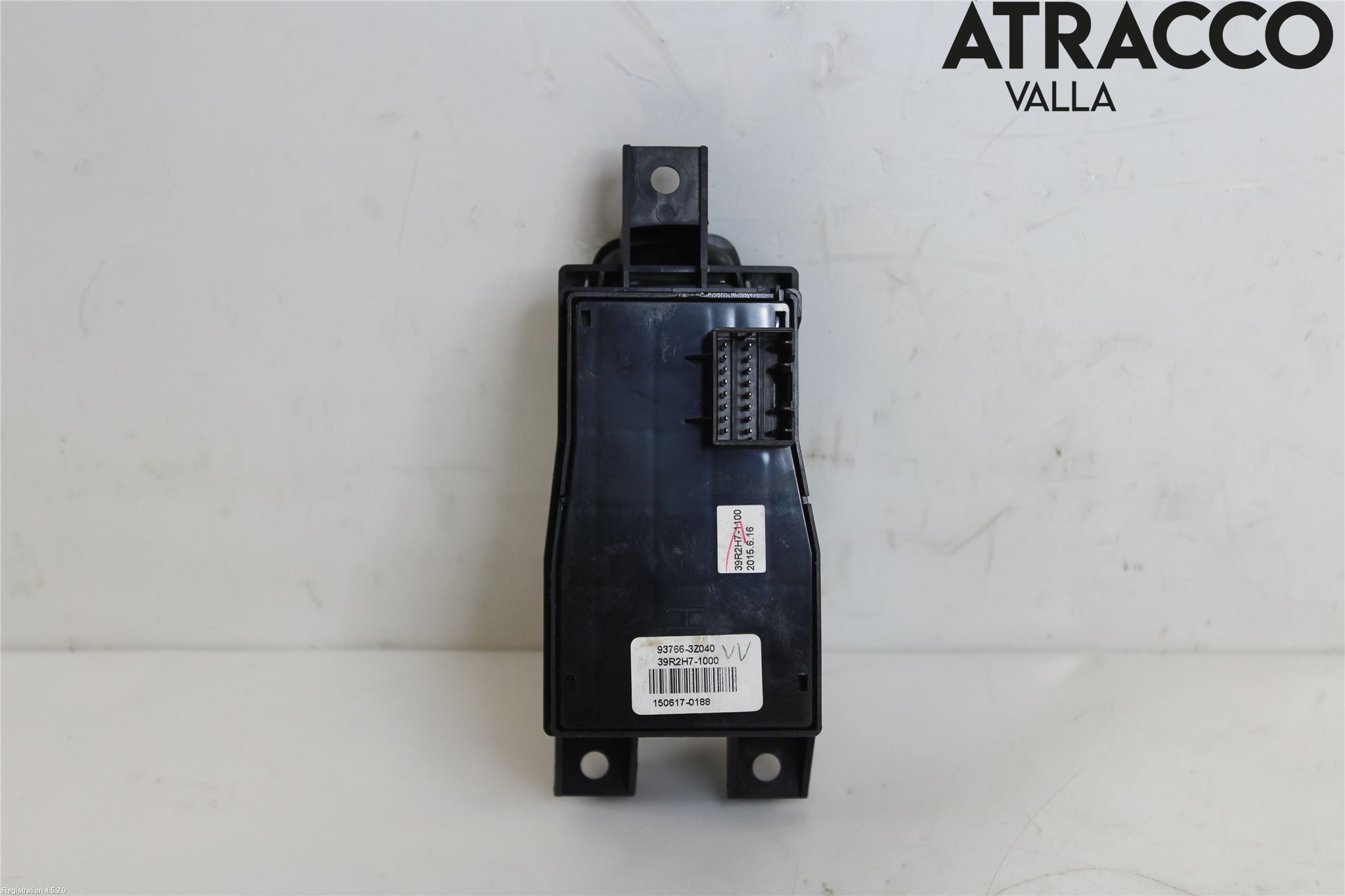 Hyundai i40 16-18 Bryter Parkeringsbrems