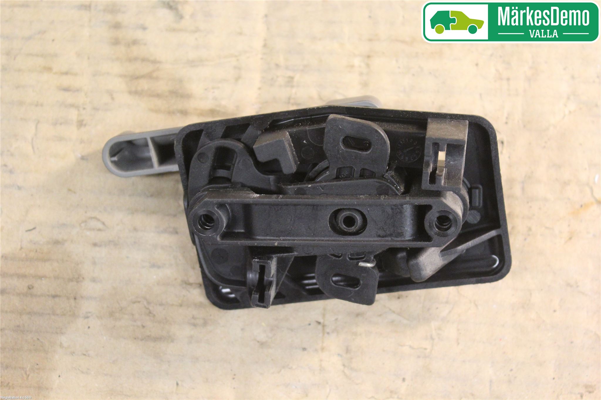 Volkswagen VW CRAFTER 06-16 Bakluke Handtak Indre