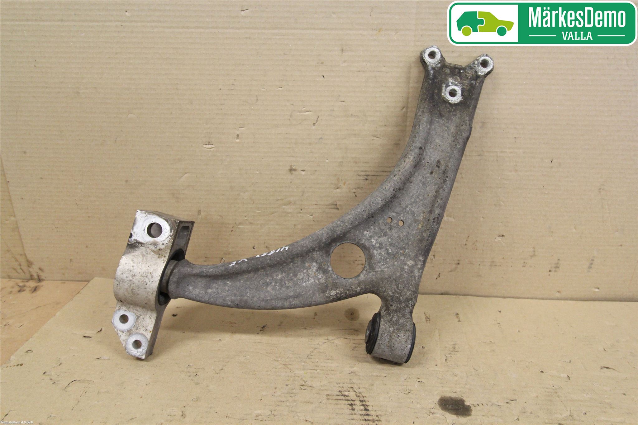 Volkswagen VW PASSAT 05-11 Bærearm Foran Venstre Nedre