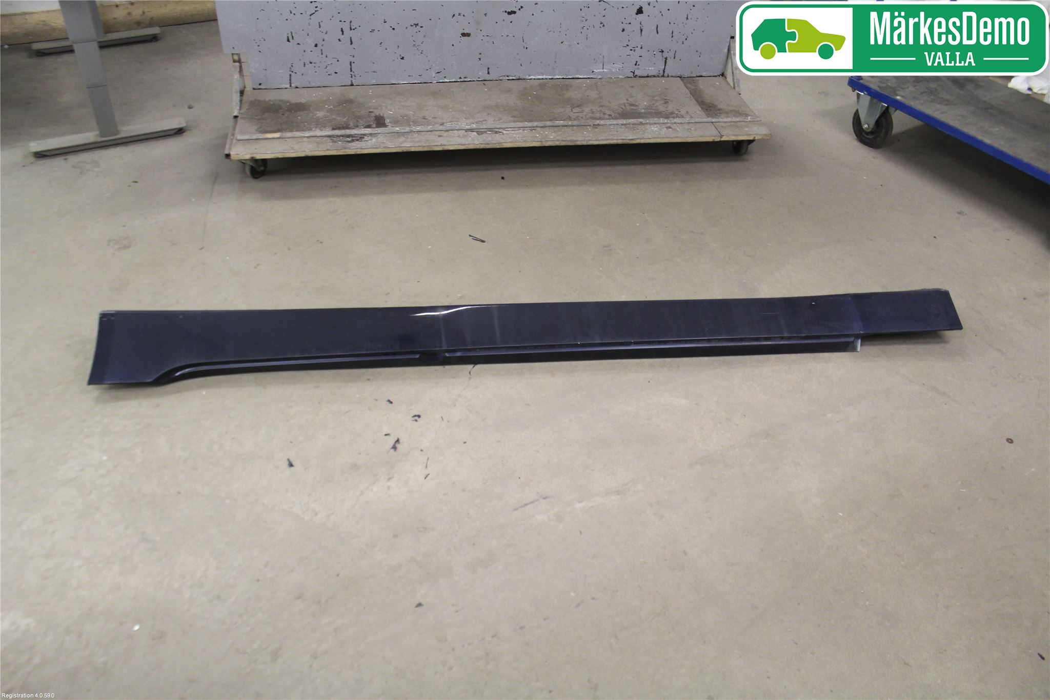BMW 5 E60/61 Sed/Tou 02-10 Kanalskjørt Venstre