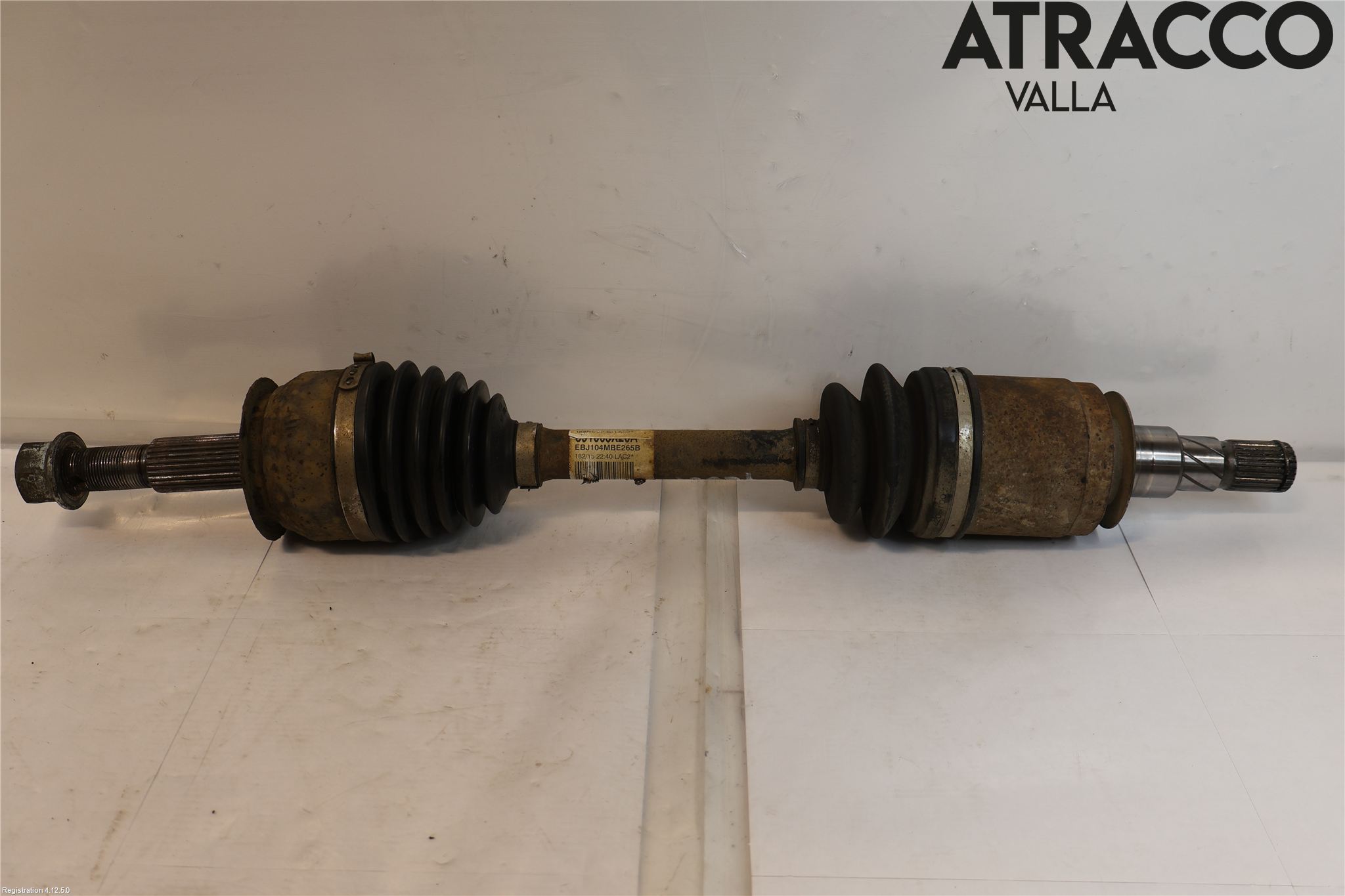 Nissan NAVARA 05-16 Drivaksel Foran Kompl Venstre