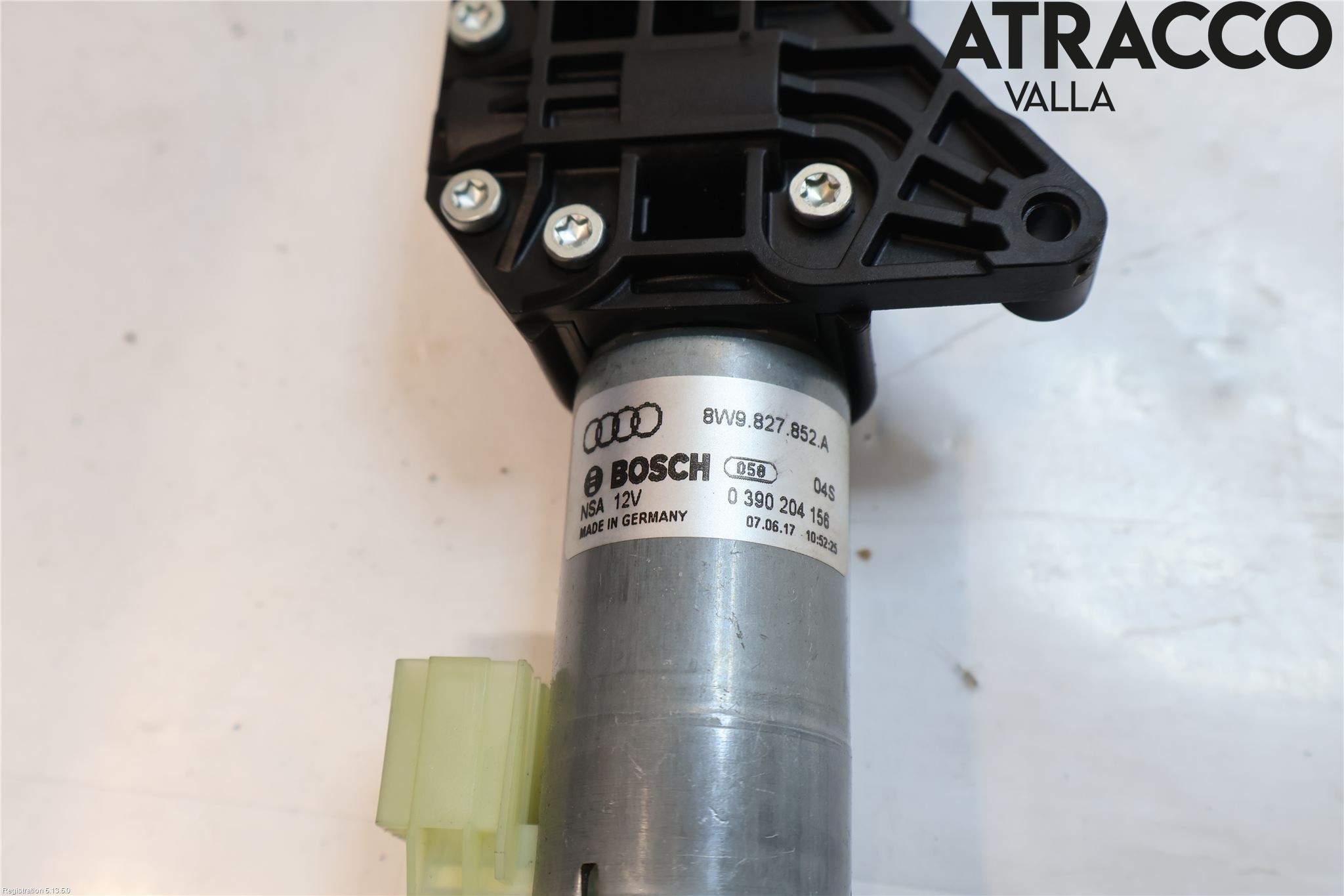 Audi A4/S4 B9 16-19 Baklukeåpner Automatisk