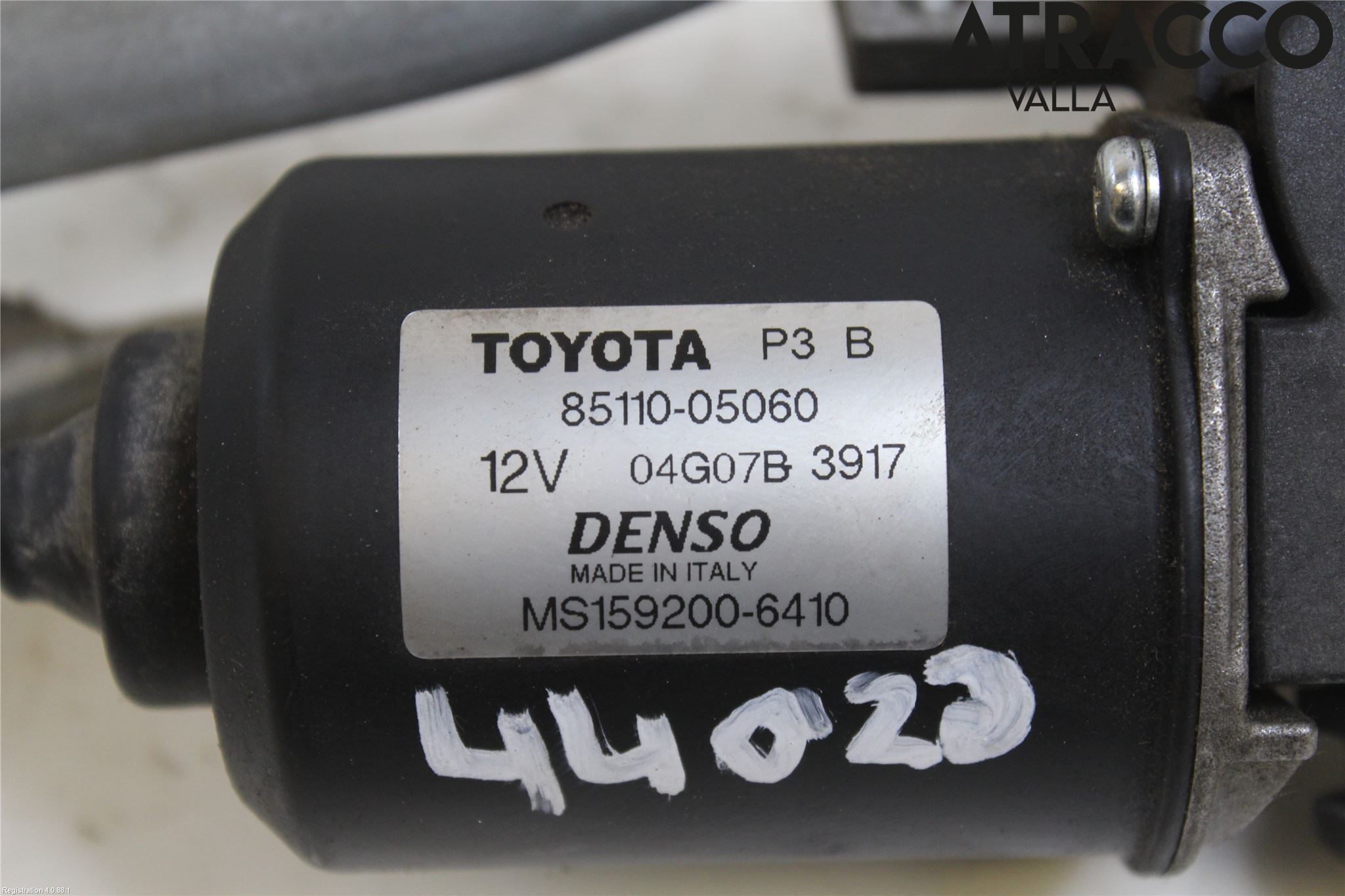 Toyota AVENSIS 03-06 Viskermotor Frontrute