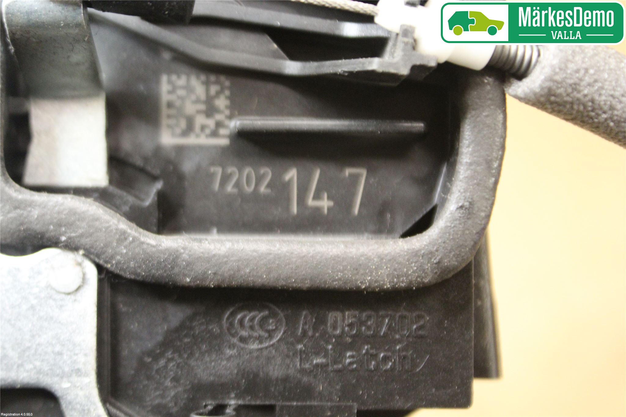 BMW 3 F30/F31/F80 12-19 Dørlås - Låsekasse