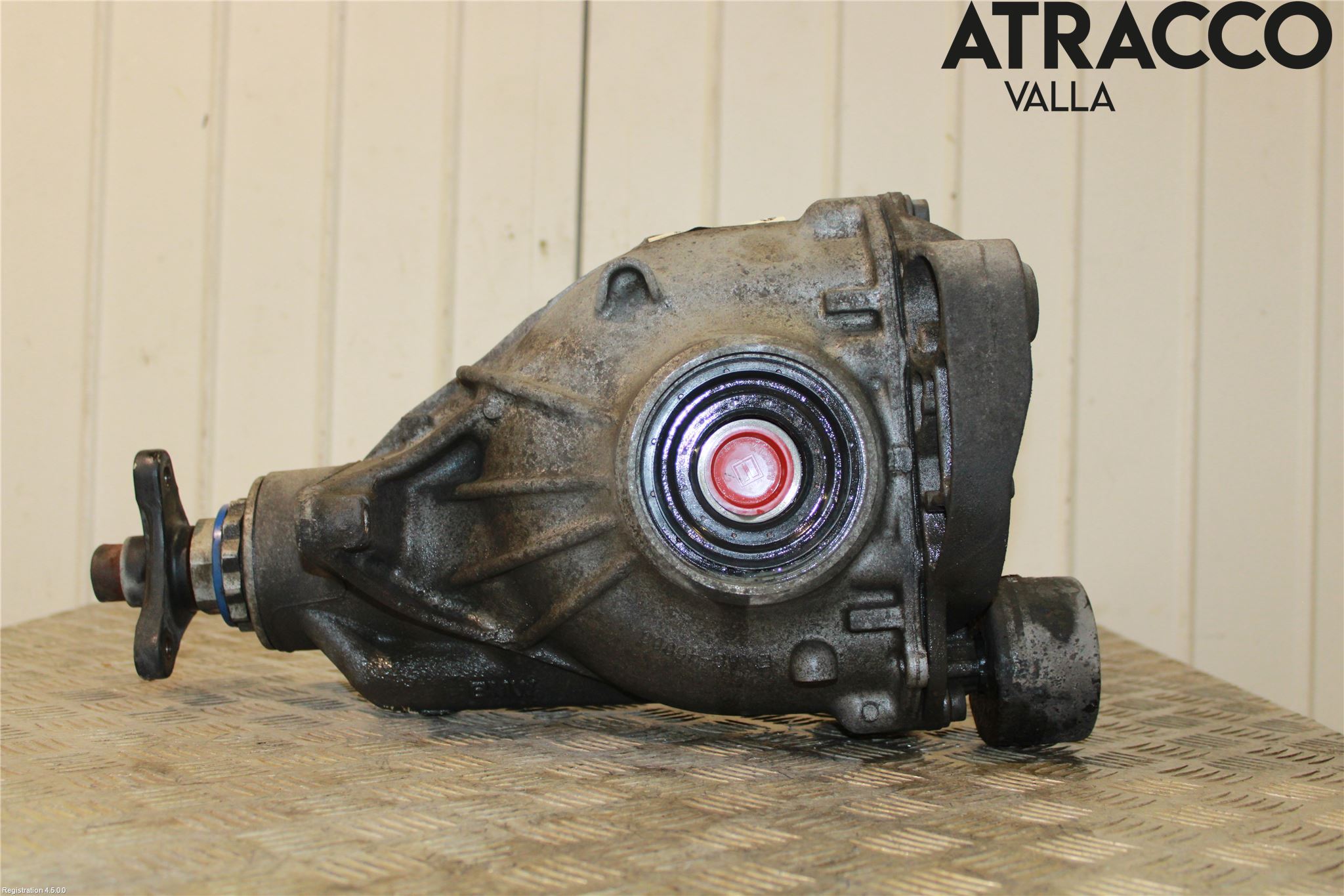 BMW 5 F10/F11/F18 09-17 Bakaksel Kardang Bak -Diff