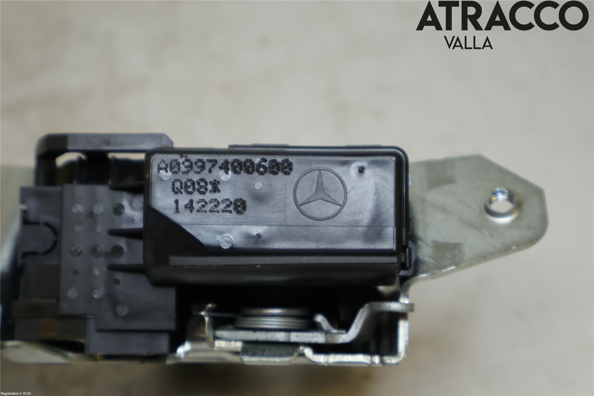 Mercedes-Benz MB E-KLASS (W213) 16-23 Bakluke-Lokk Låsekasse