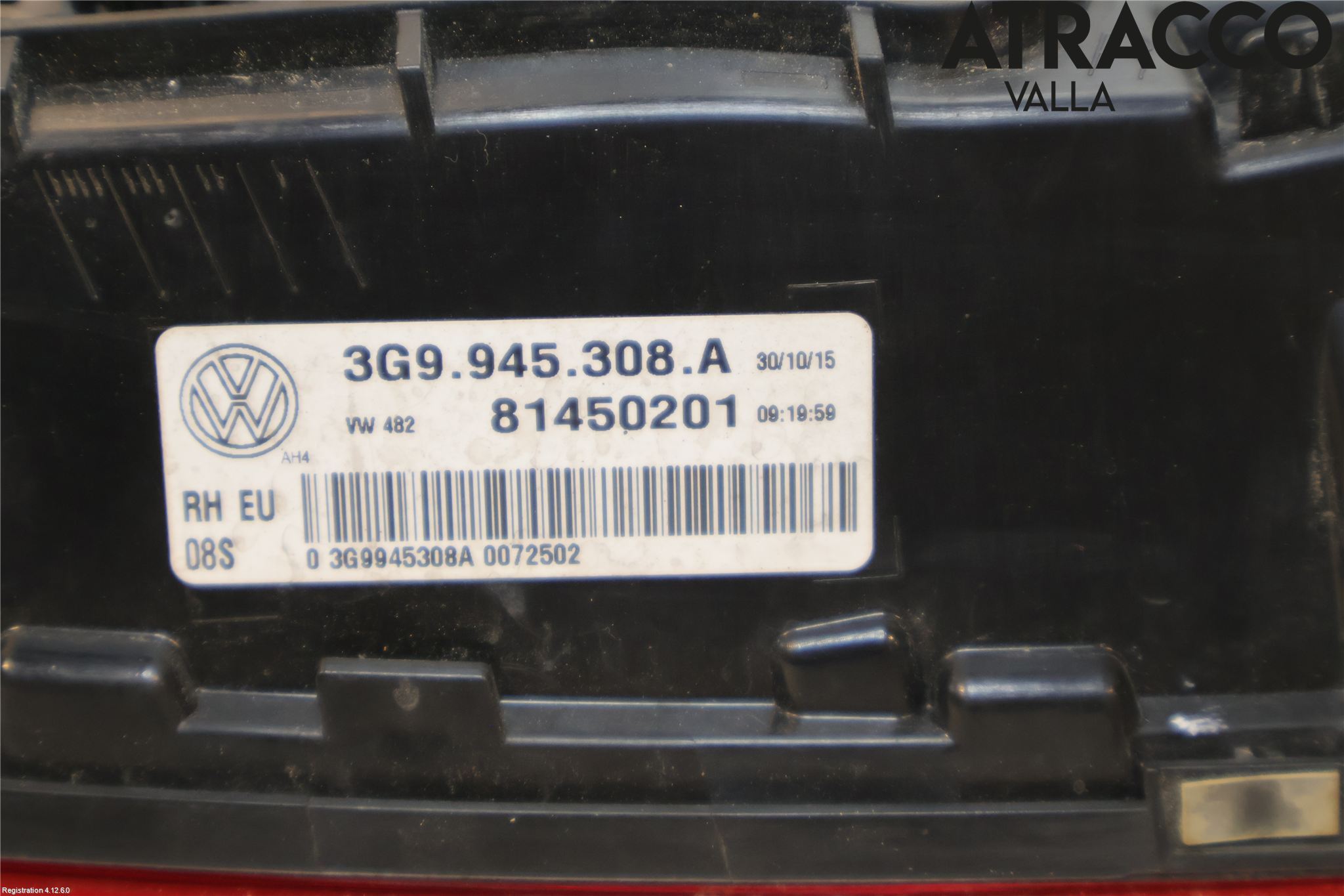 Volkswagen VW PASSAT 15-19 Baklykt Høyre  På Luke(Indre)
