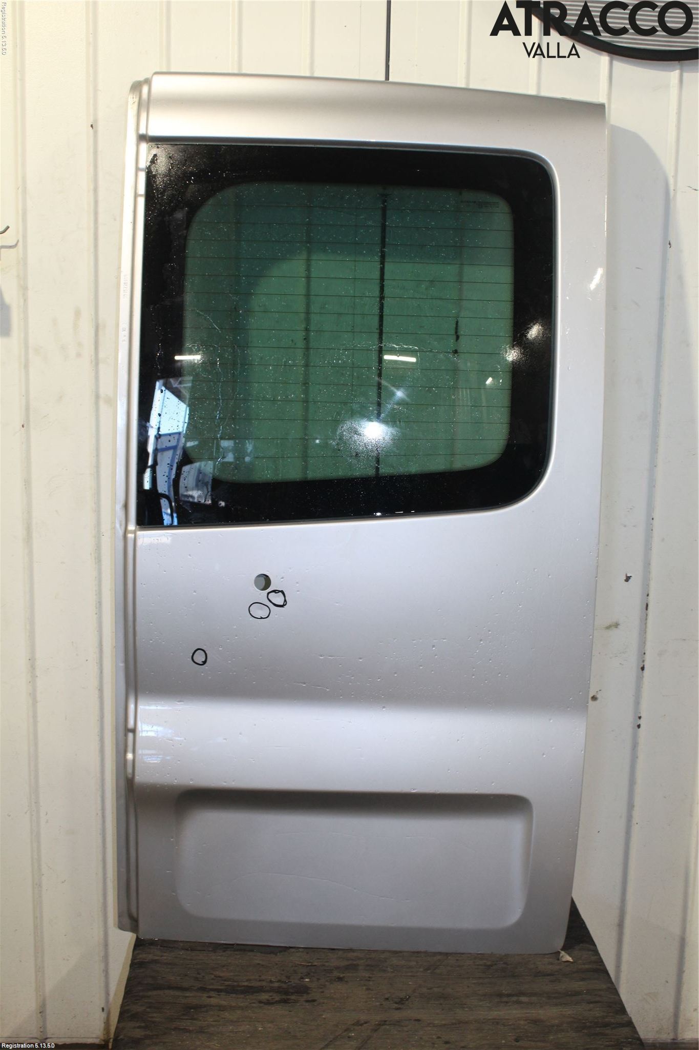 Renault TRAFIC/E-TECH 15- Dør Bak Van - Vare Høyre
