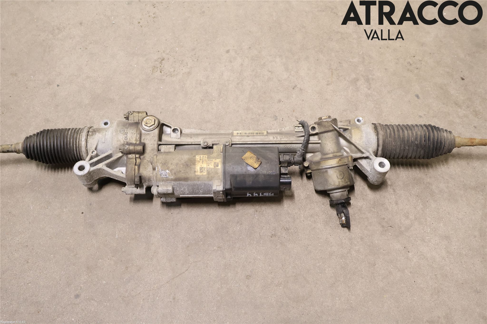 Mercedes-Benz MB C-KLASS (W205) 14-21 Servo Snekke - Tannstang