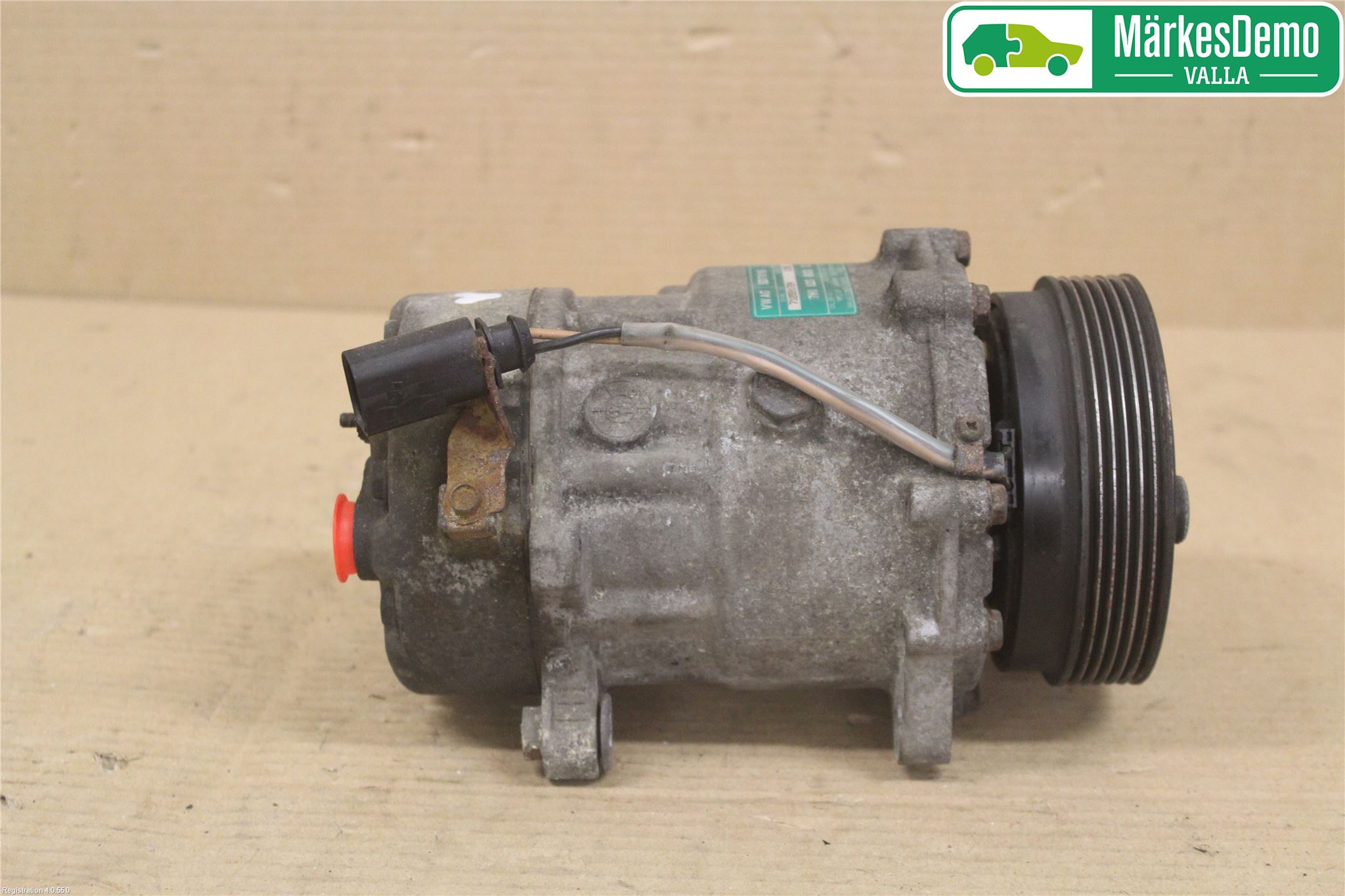 Volkswagen VW CADDY      04-10 Varme Ac Kompressor