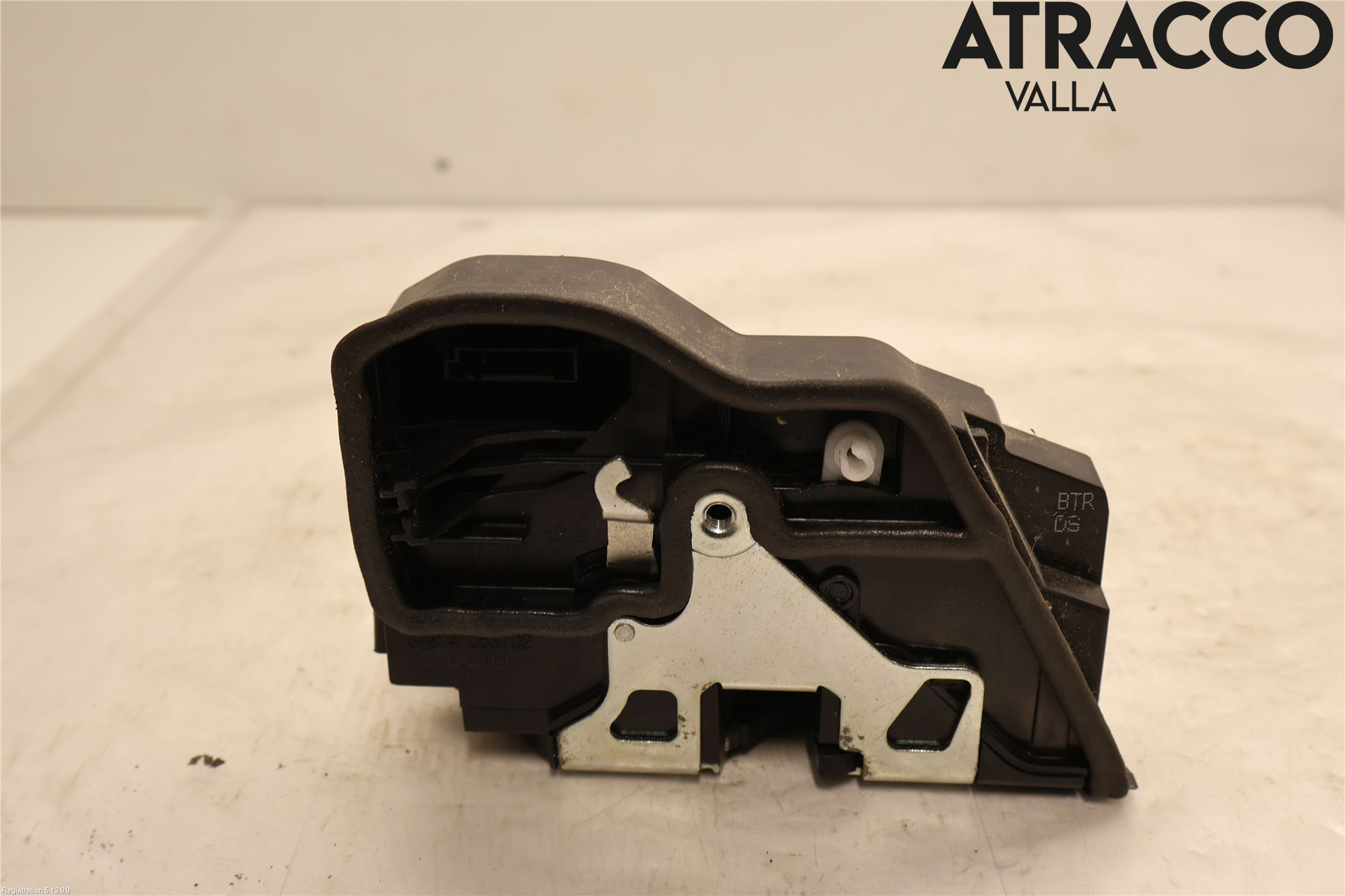 BMW 5 F10/F11/F18 09-17 Dørlås - Låsekasse