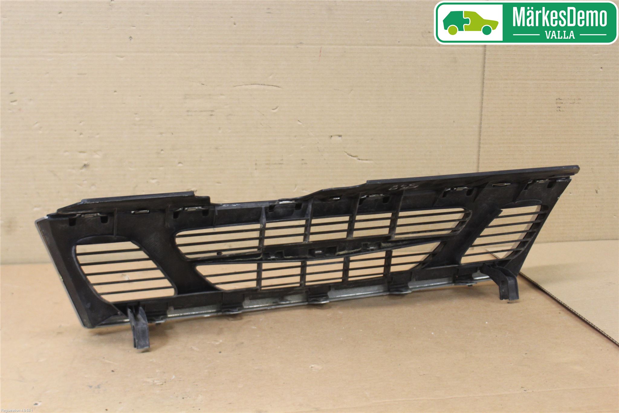 Saab 9-5 -05 Grill Komplett