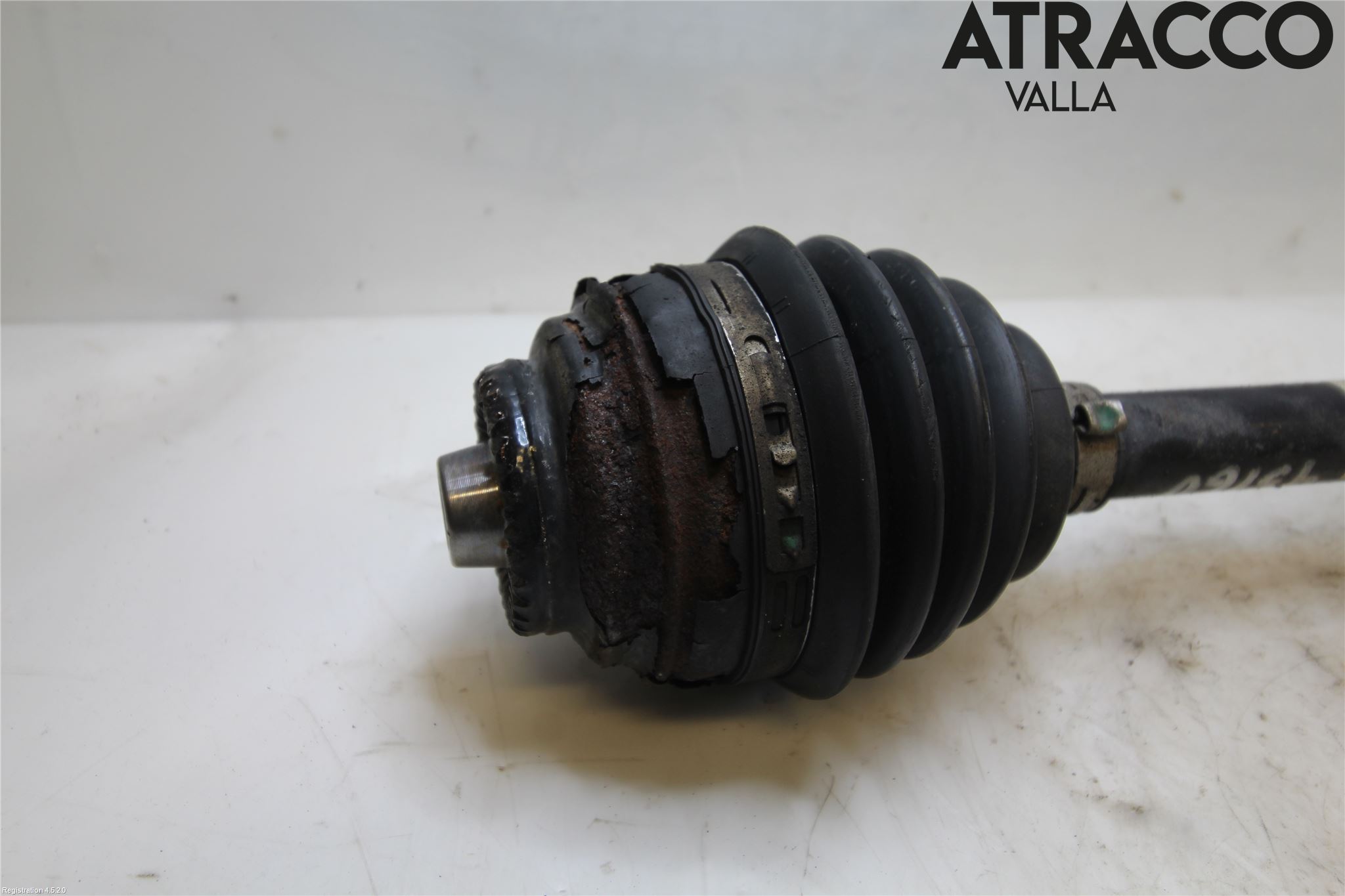 BMW 4 F32/F33/F82/F83 13-20 Drivaksel Foran Kompl Høyre