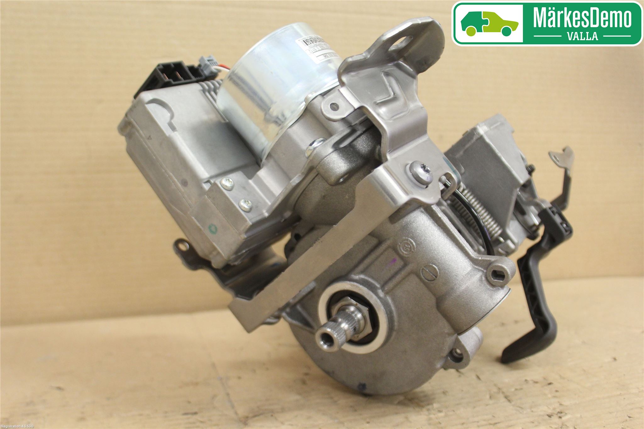 Renault CLIO IV 12-16 Rattakselaggregat Innebygd Servo