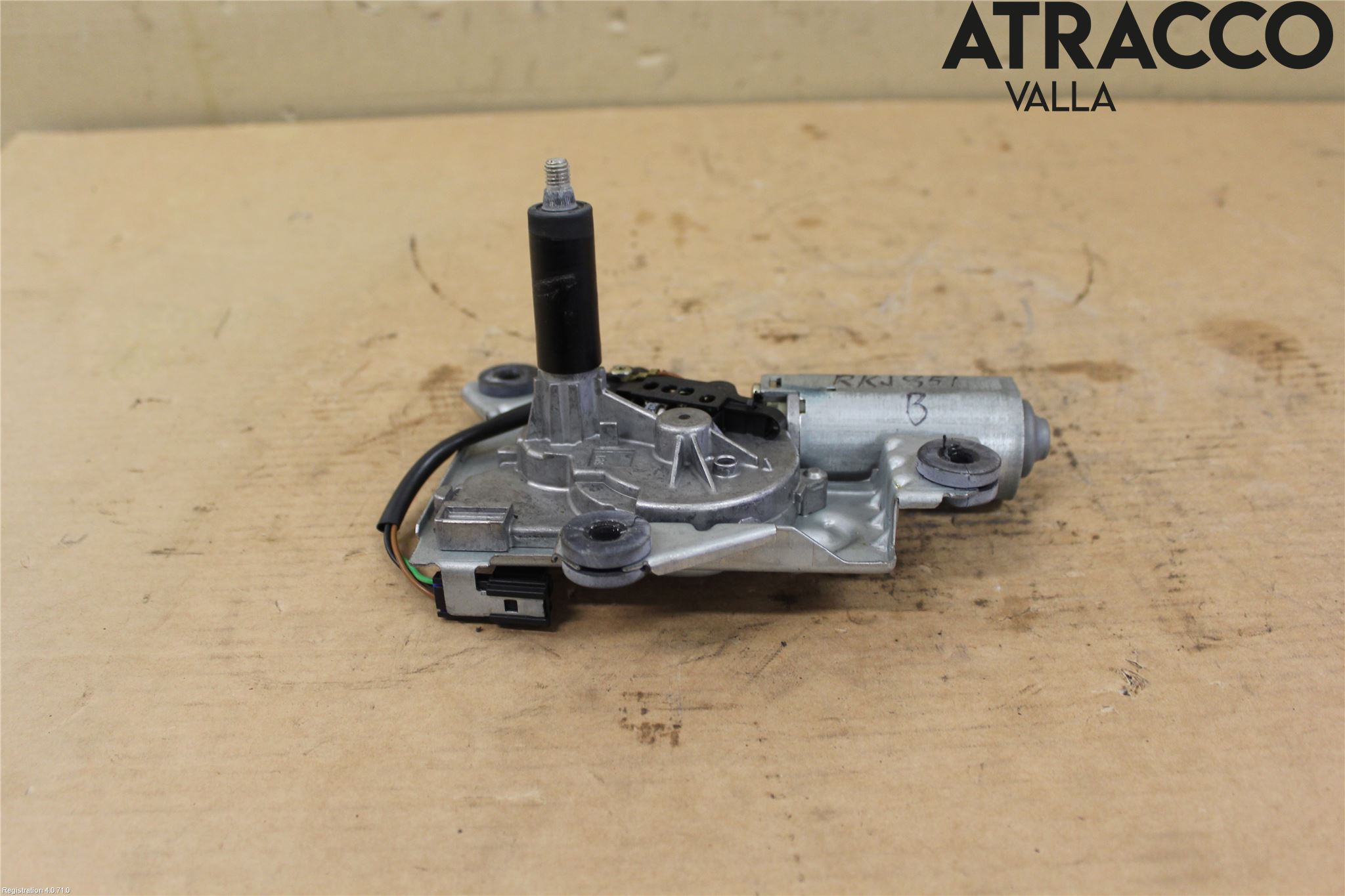 Mitsubishi CARISMA 00-04 Viskermotor Bakluke