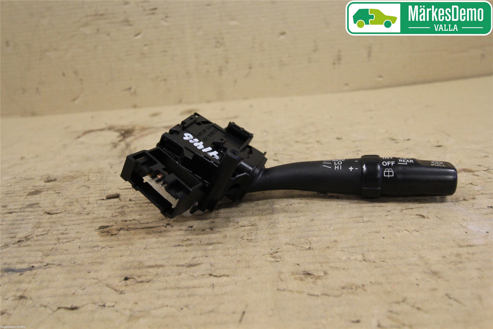 Toyota AVENSIS 07-08 Bryter Ratt Visker - Spyler