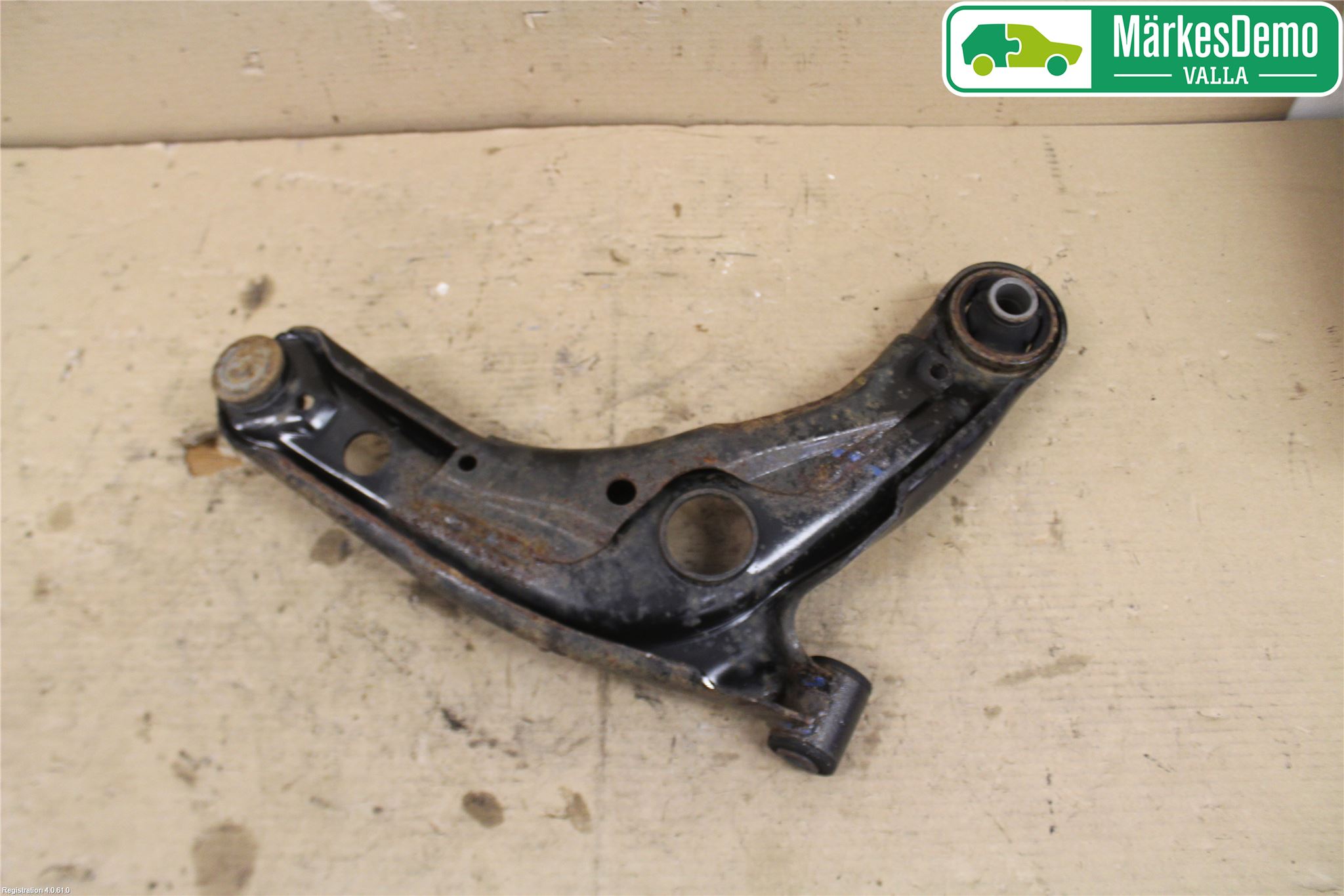 Toyota YARIS XP130 12-14 Bærearm Foran Venstre Nedre