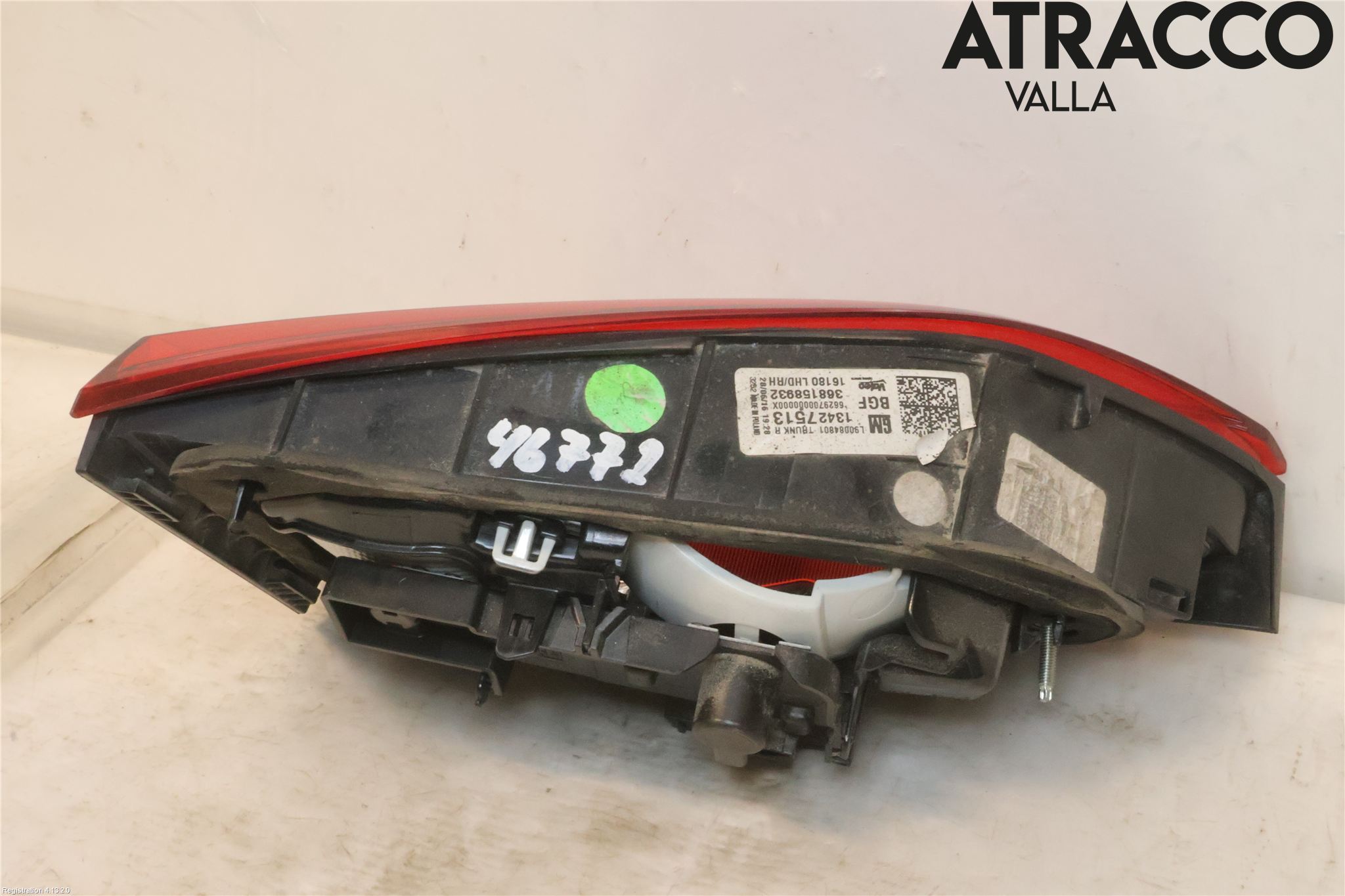 Opel ASTRA K 16-22 Baklykt Høyre  På Luke(Indre)