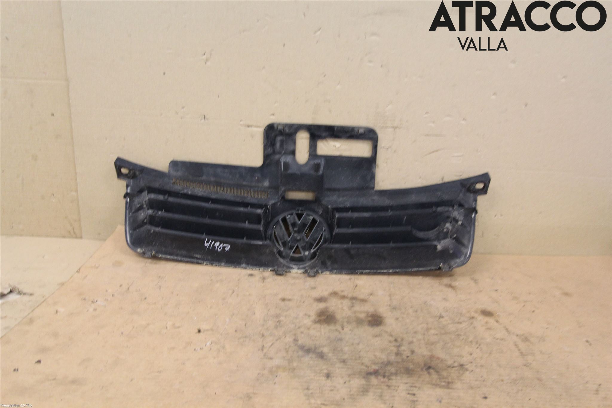 Volkswagen VW POLO 02-05 Grill Komplett