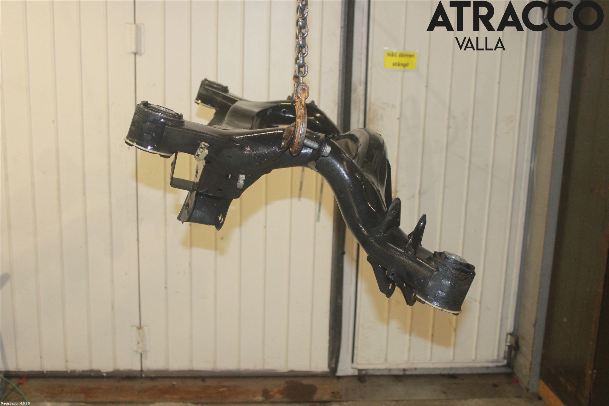 BMW 3 F30/F31/F80 12-19 Bakaksel Feste Travers-Ramme
