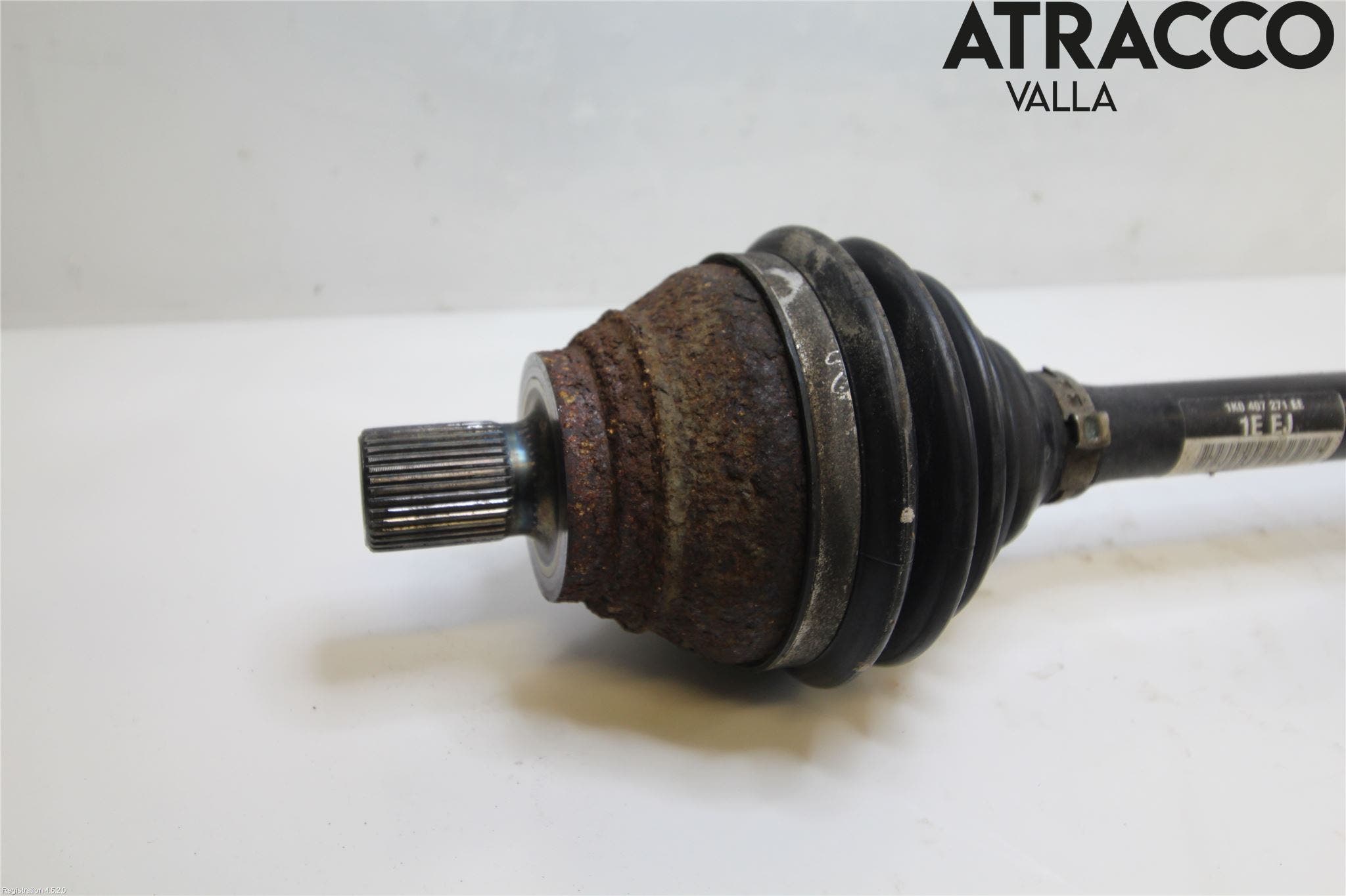 Volkswagen VW PASSAT 11-14 Drivaksel Foran Kompl Venstre