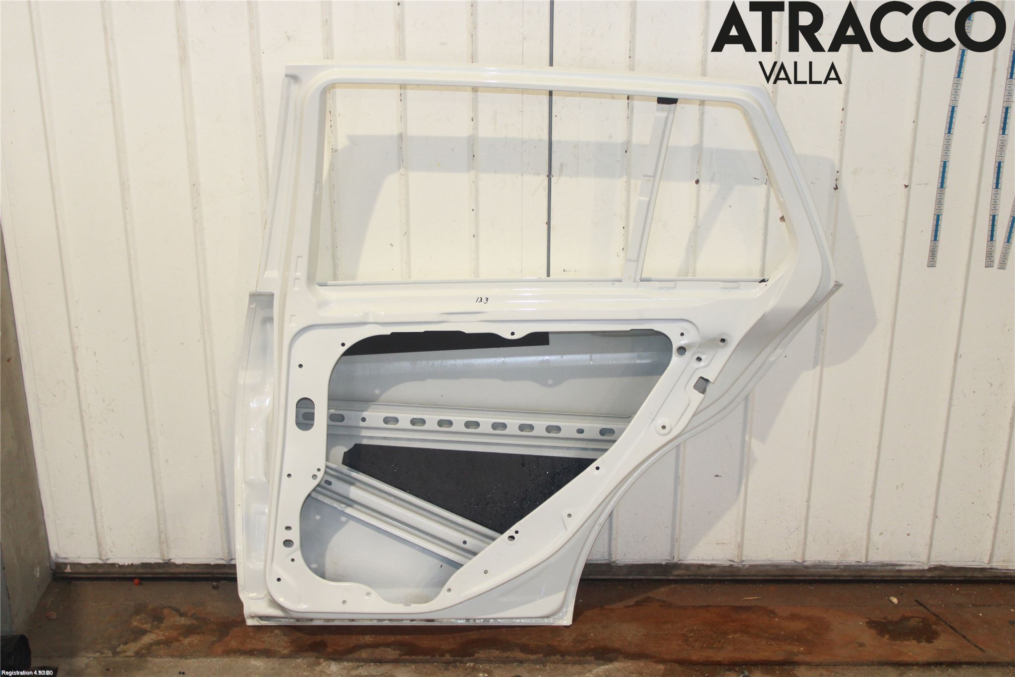 Mercedes-Benz MB C-KLASS (W204) 07-15 Dør 4D Bak Høyre